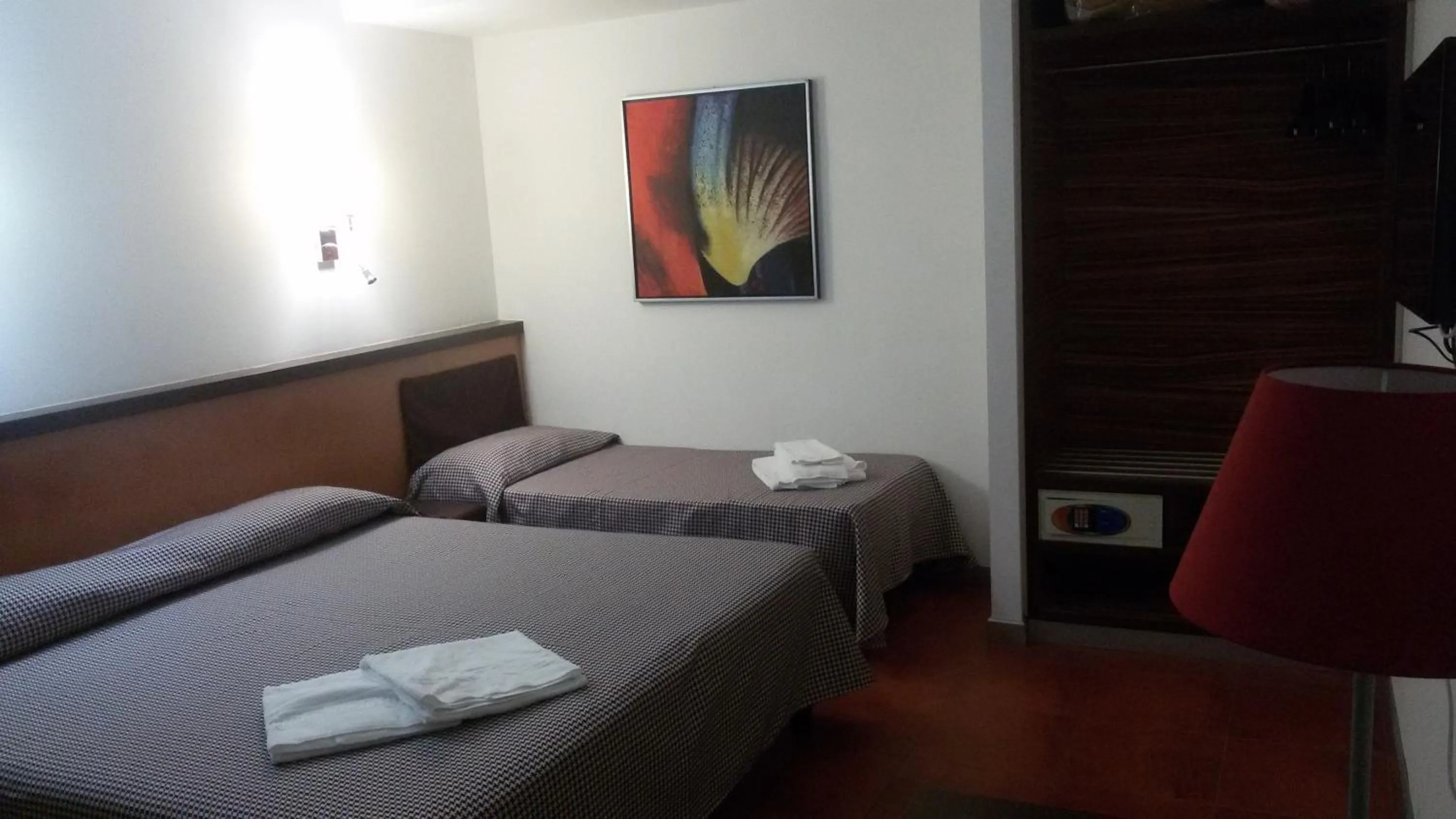 Photo of the whole room, Bed in Hotel Bed&Business