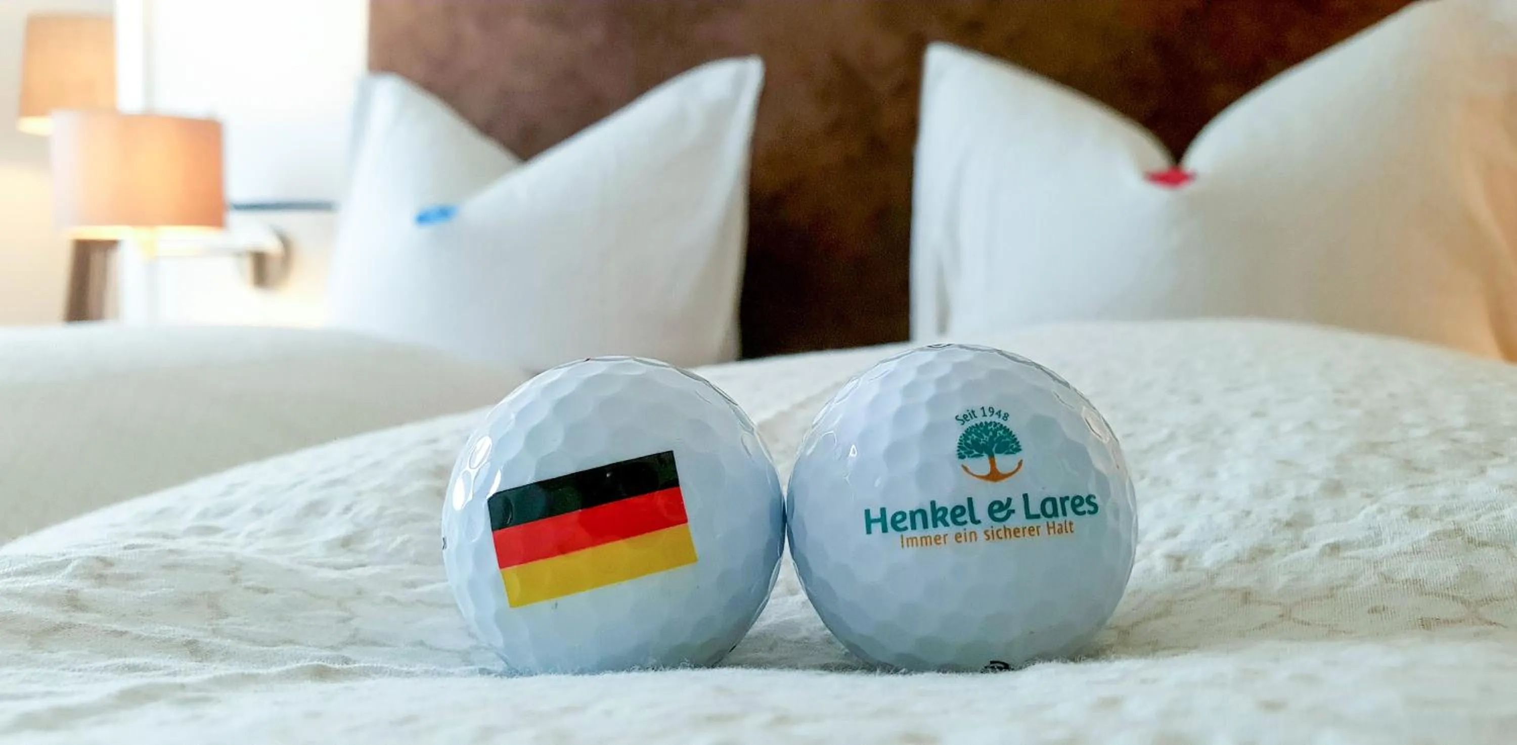 Decorative detail, Bed in Appartements an der Golfanlage