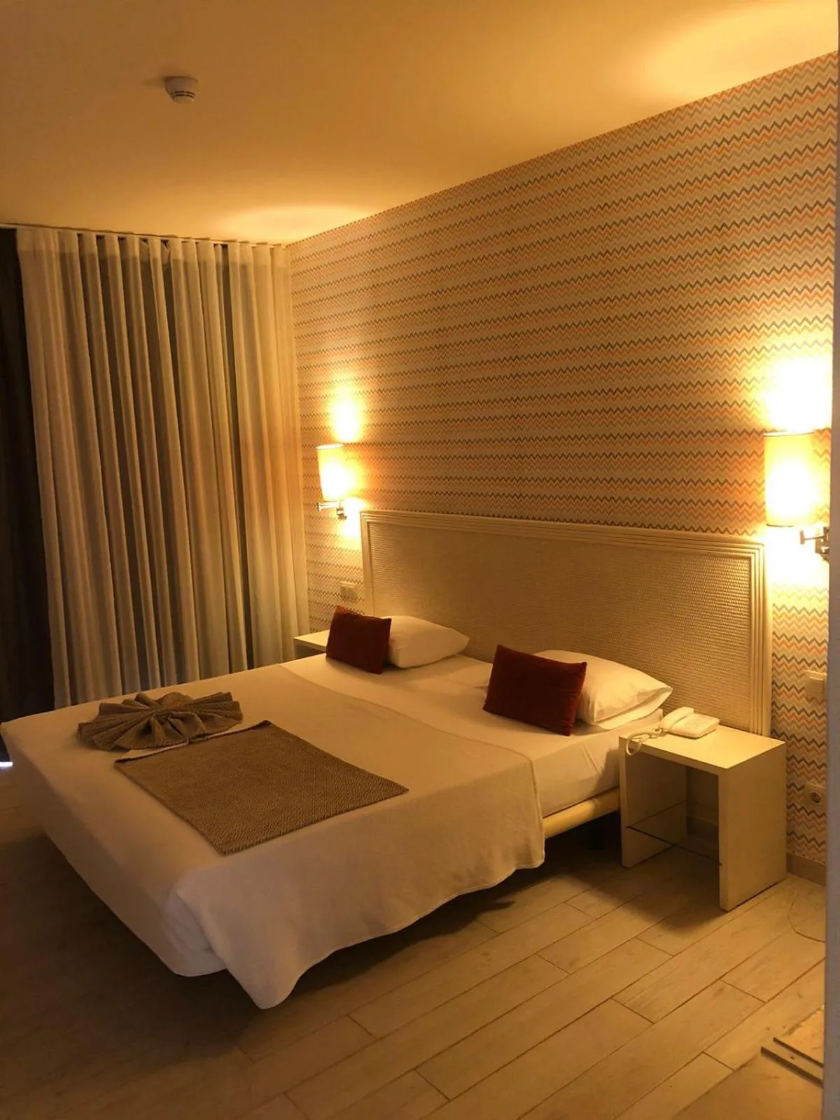 Bedroom, Bed in Ouril Hotel Julia