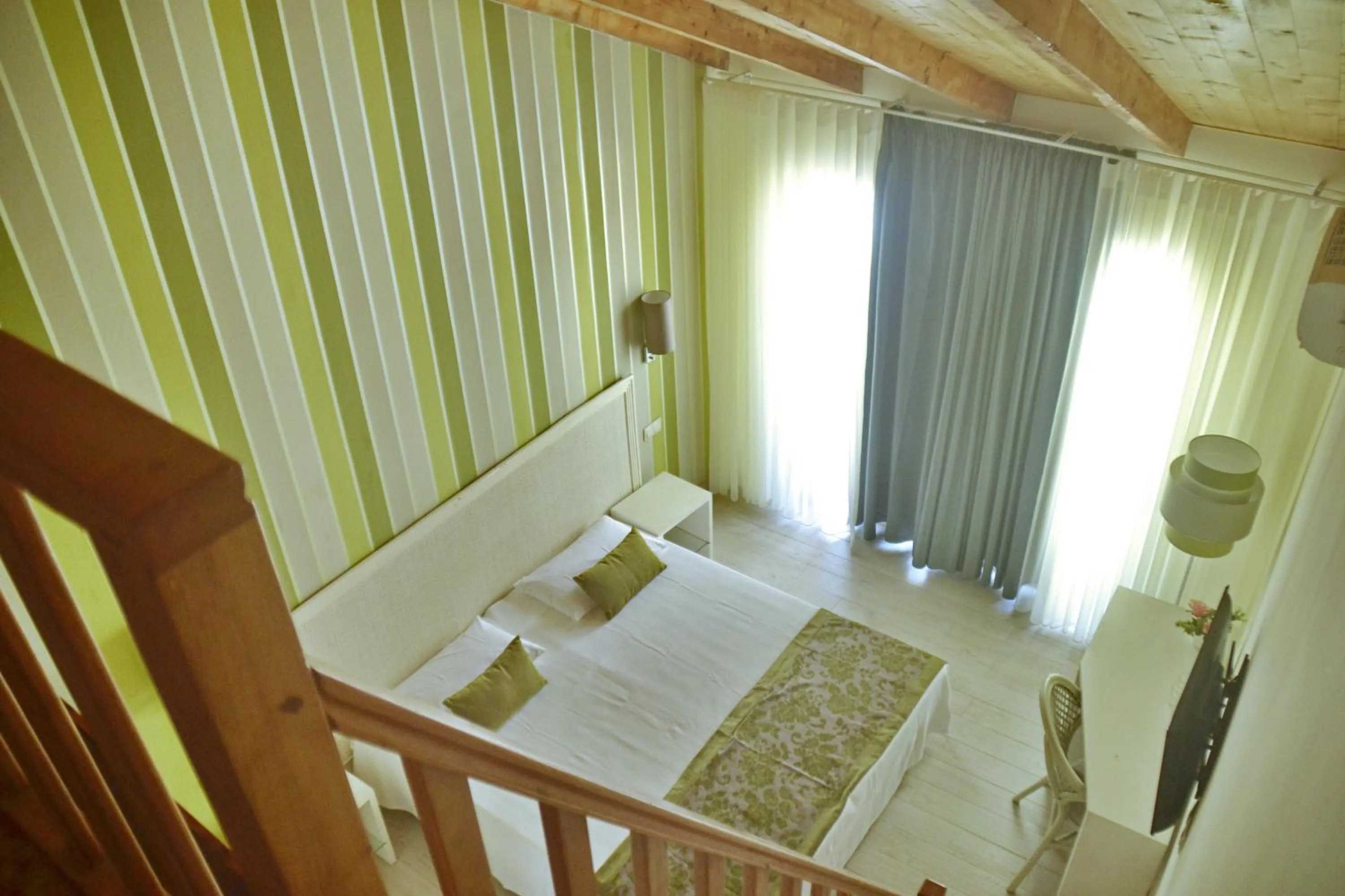 Bedroom, Bed in Ouril Hotel Julia