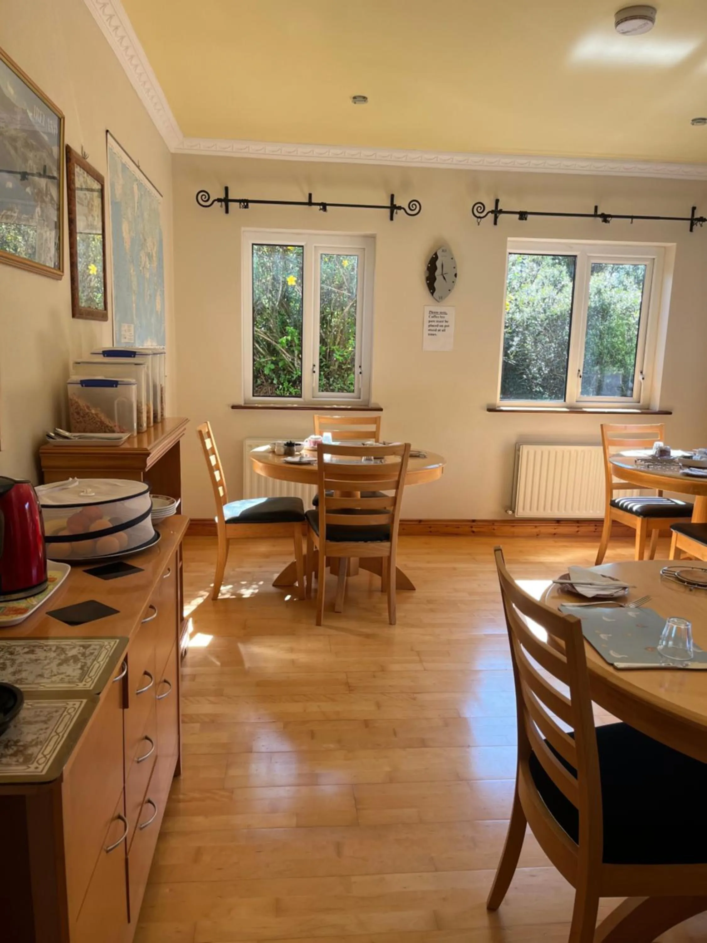 Breakfast in PK Lodge Bed and breakfast