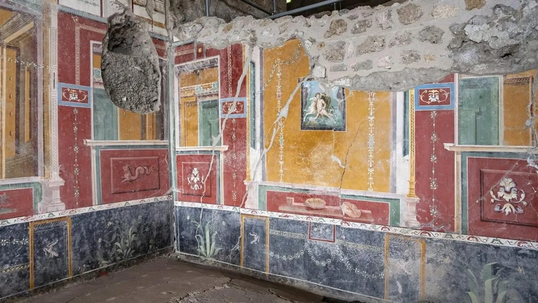 Nearby landmark in B&B Pompei Olympus