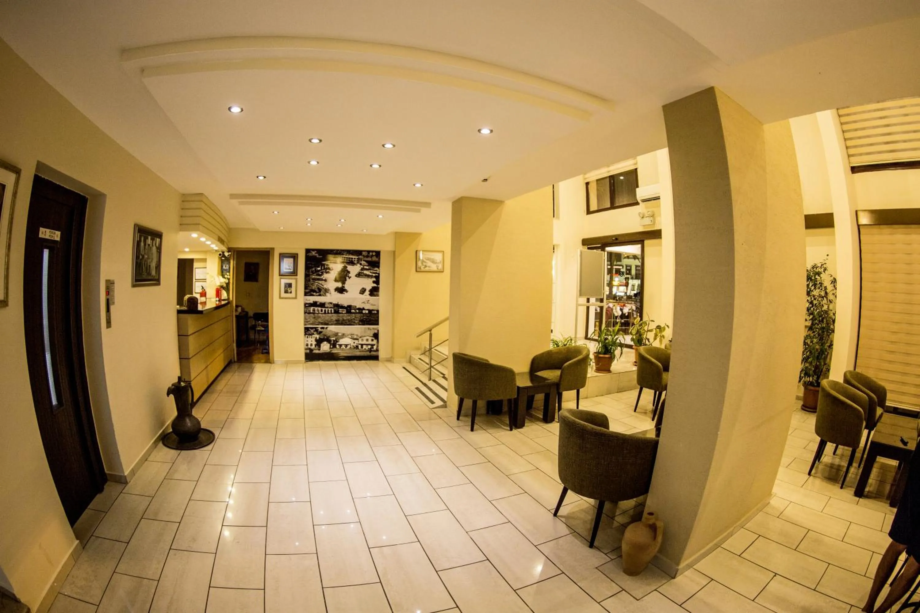 Lobby or reception in Rıdvan Hotel