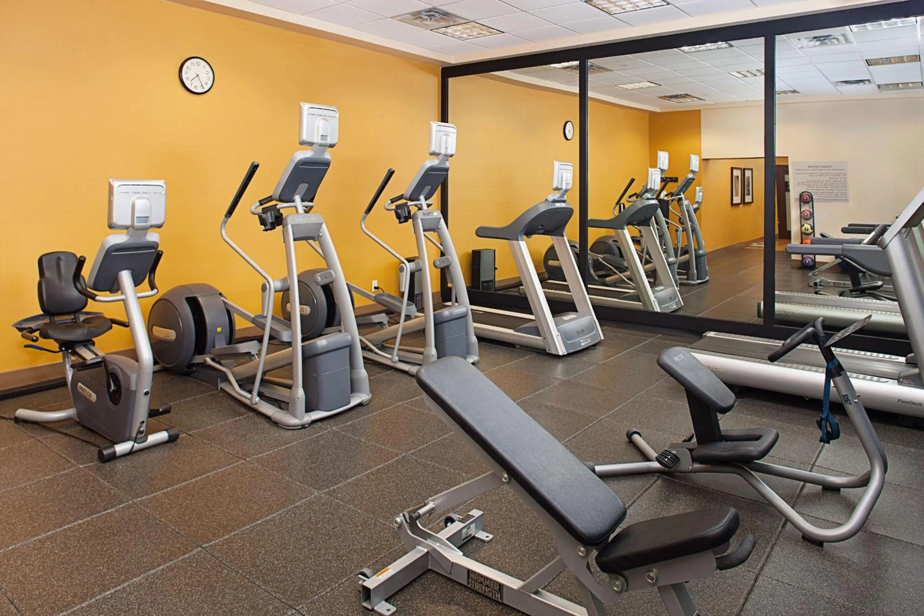 Fitness centre/facilities in Hilton Garden Inn Denver Tech Center