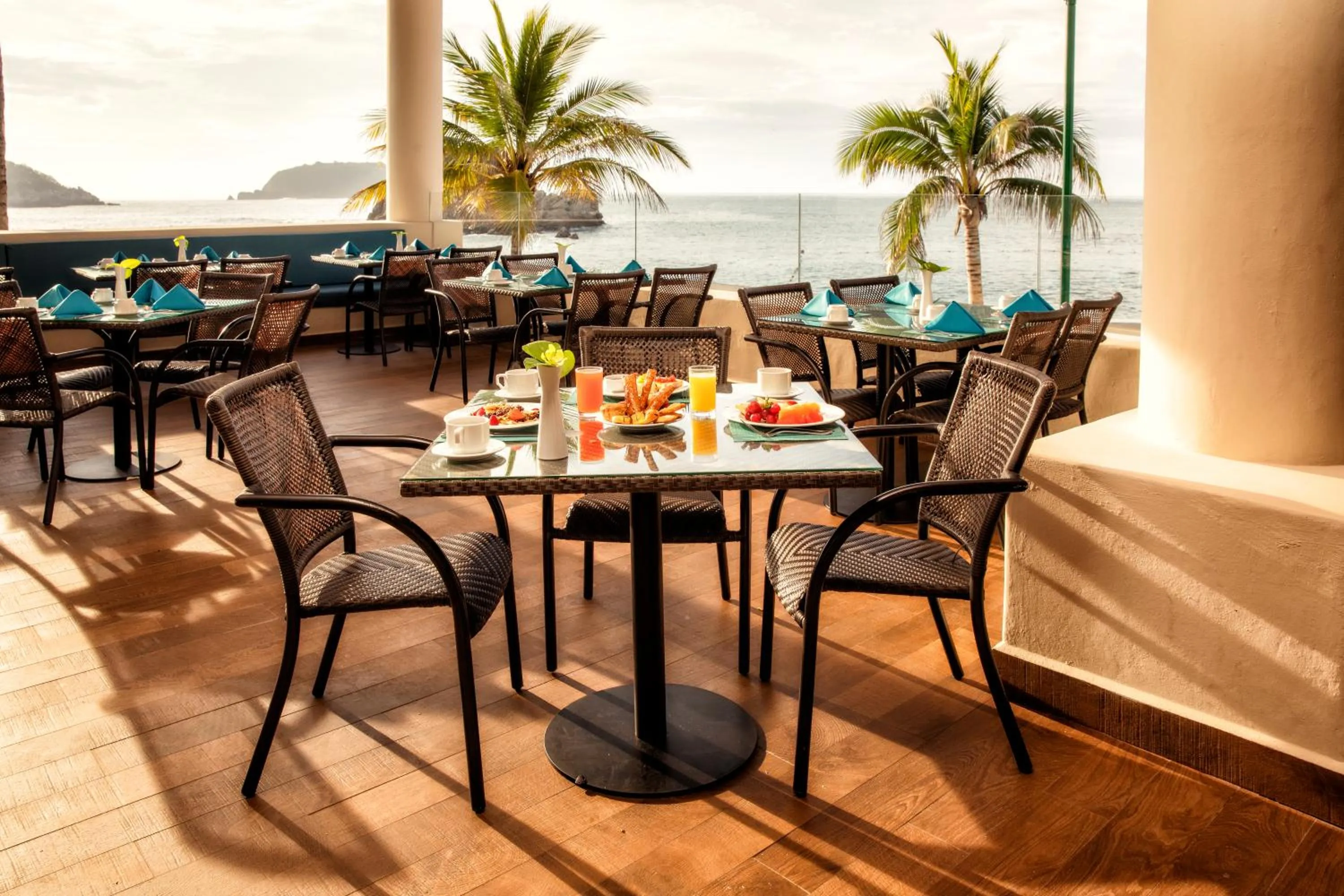 Restaurant/places to eat in Barceló Huatulco - All Inclusive