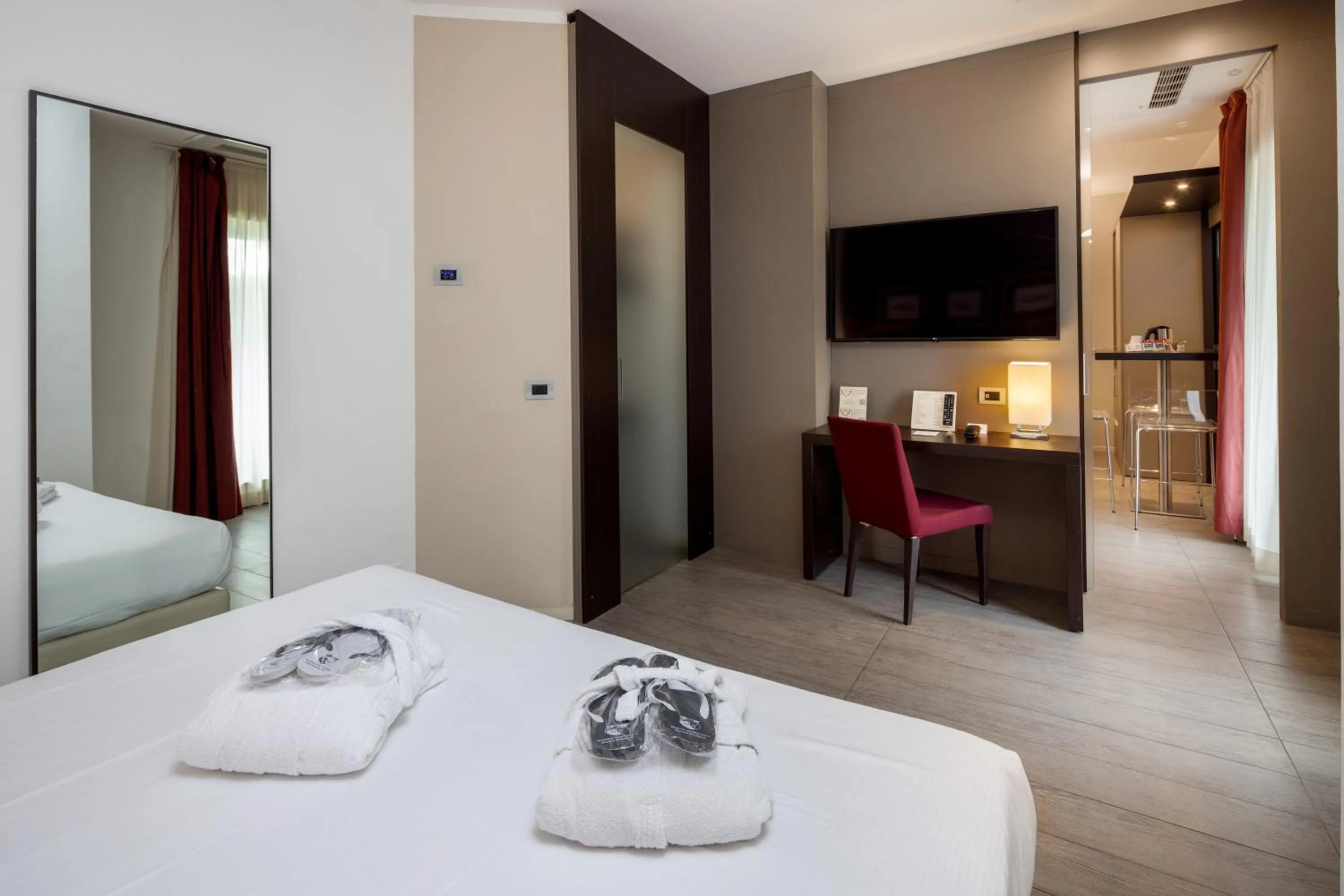 Bedroom, Bed in Best Western Plus Hotel Modena Resort