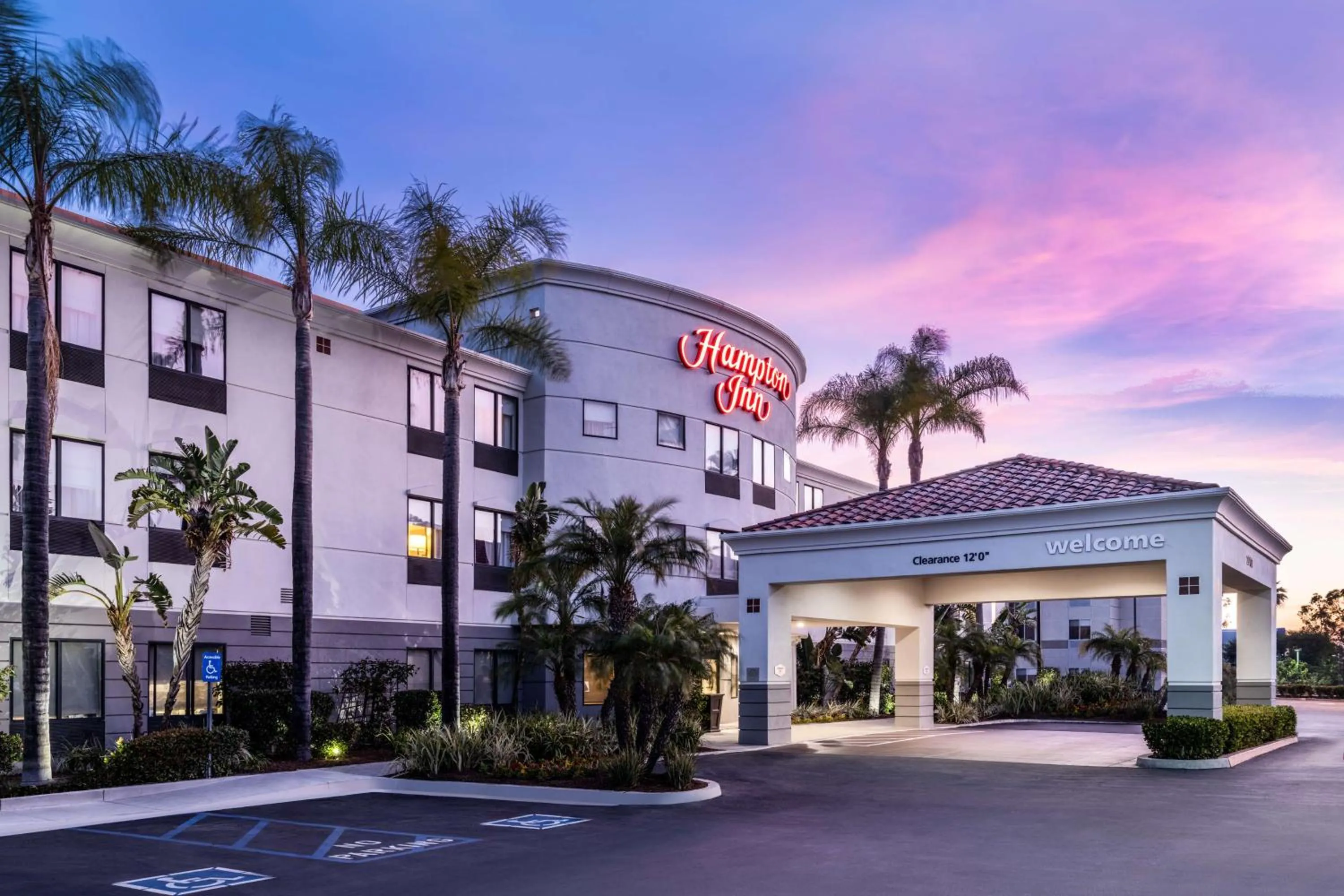 Property building in Hampton Inn by Hilton Irvine East - Lake Forest