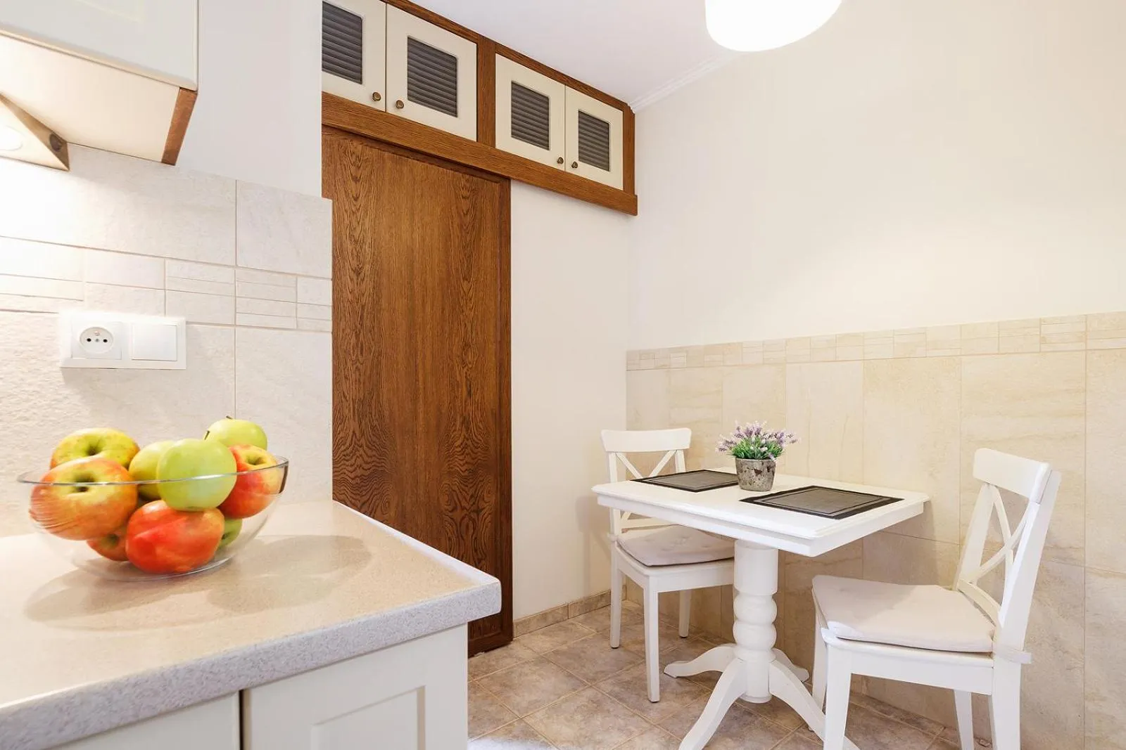 Kitchen or kitchenette in Elegant Apartments