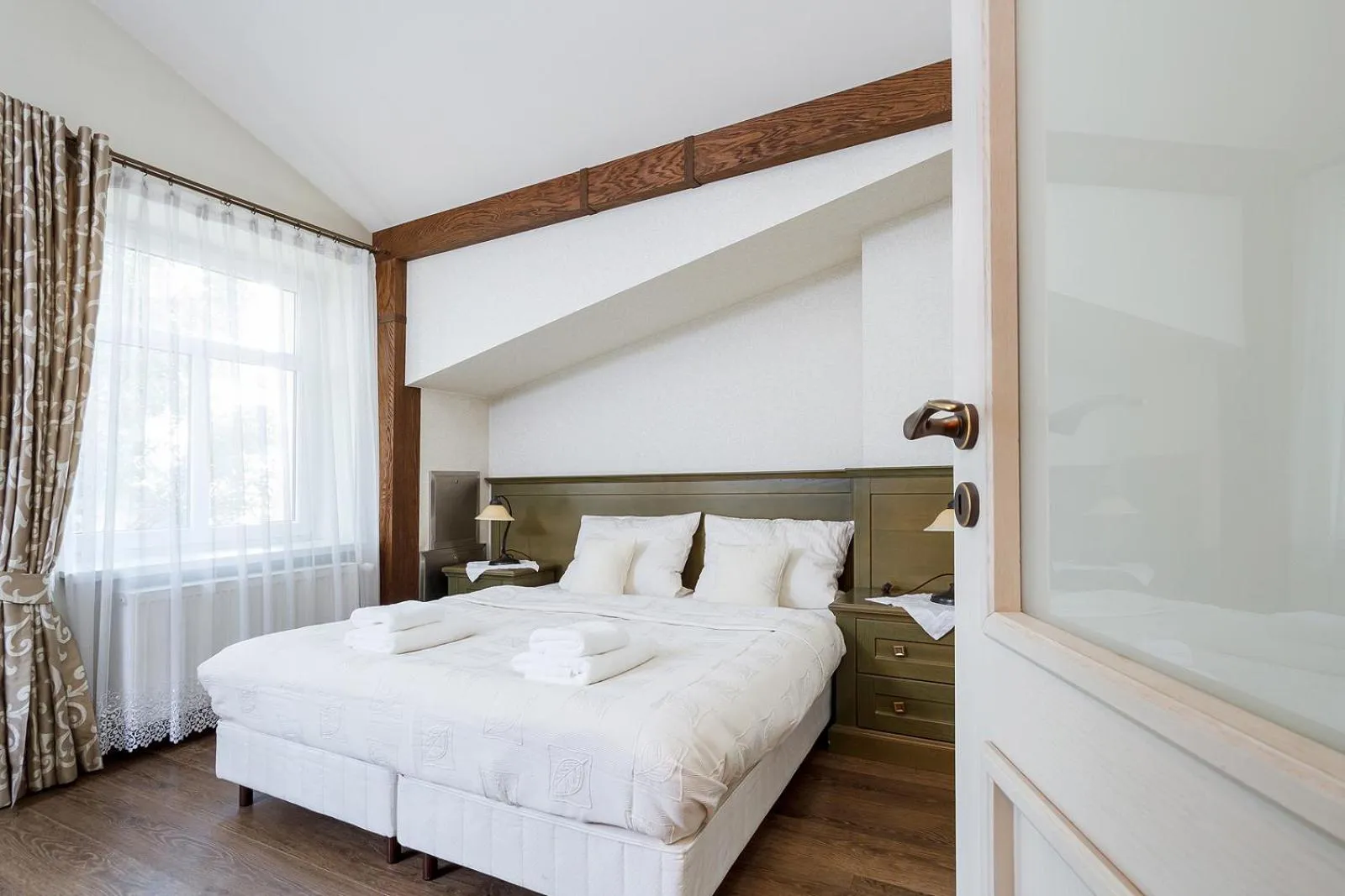 Photo of the whole room, Bed in Elegant Apartments