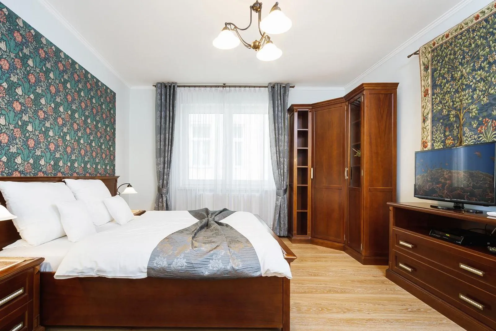 Photo of the whole room, Bed in Elegant Apartments