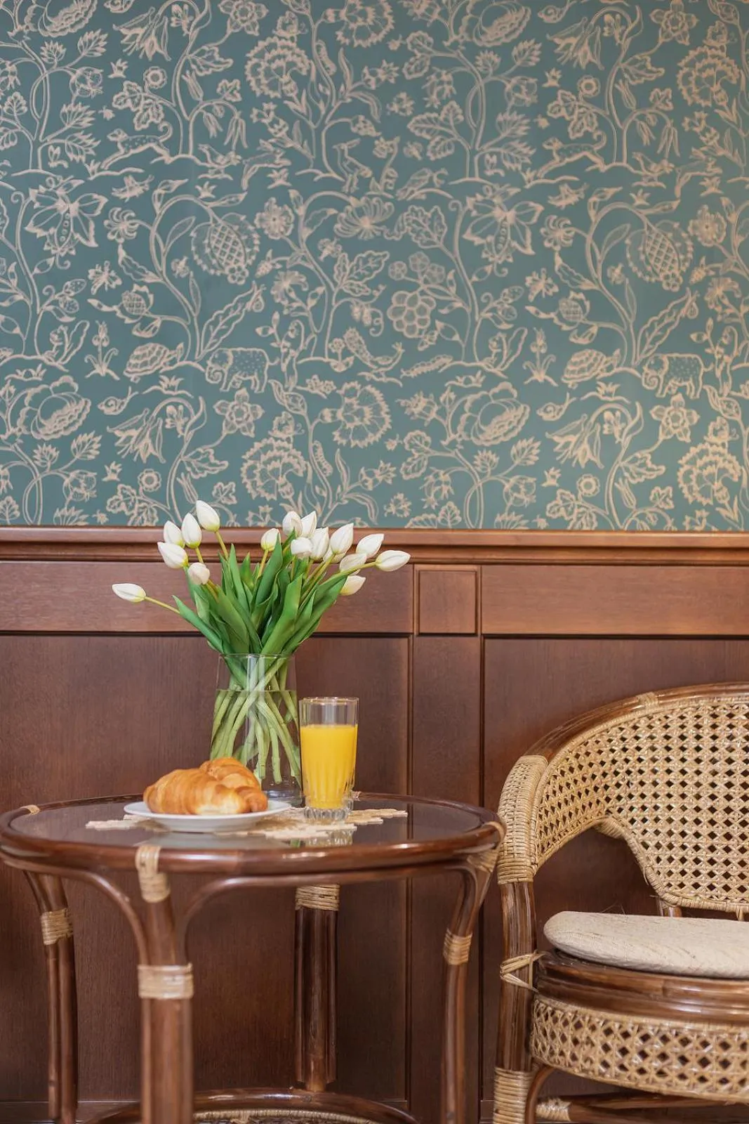 Decorative detail in Elegant Apartments