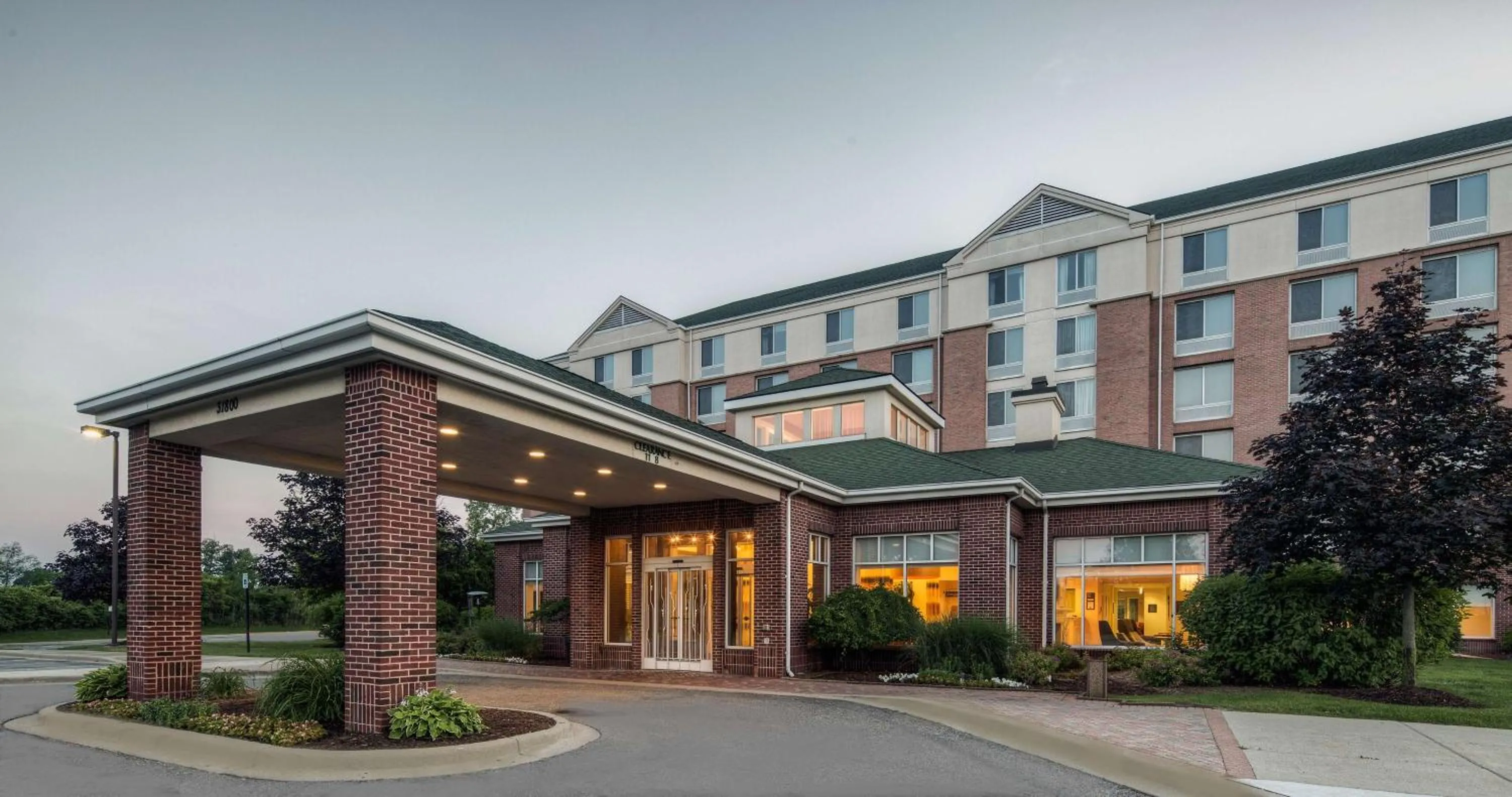 Property building in Hilton Garden Inn Detroit Metro Airport