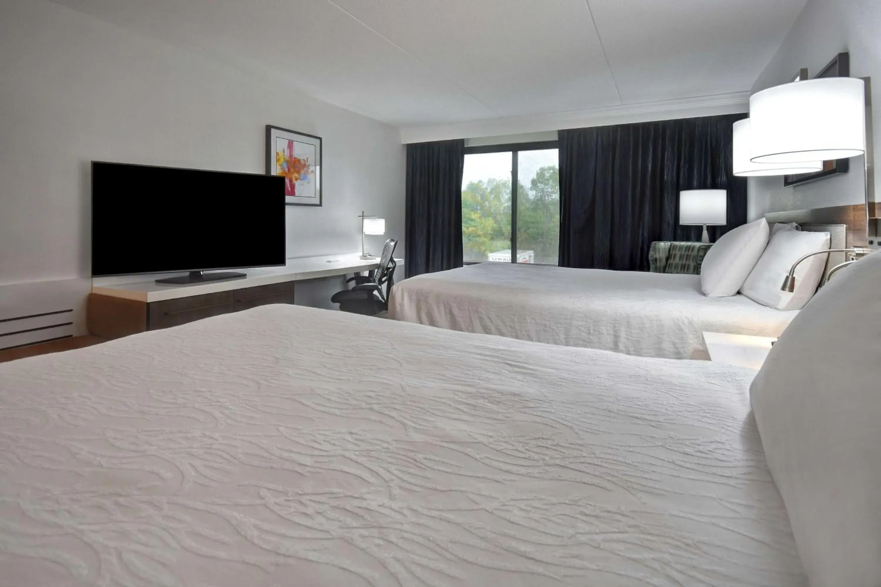 Premium Queen Room with Two Queen Beds in Hilton Garden Inn Detroit Metro Airport Premium Queen Room with Two Queen Beds in Hilton Garden Inn Detroit Metro Airport