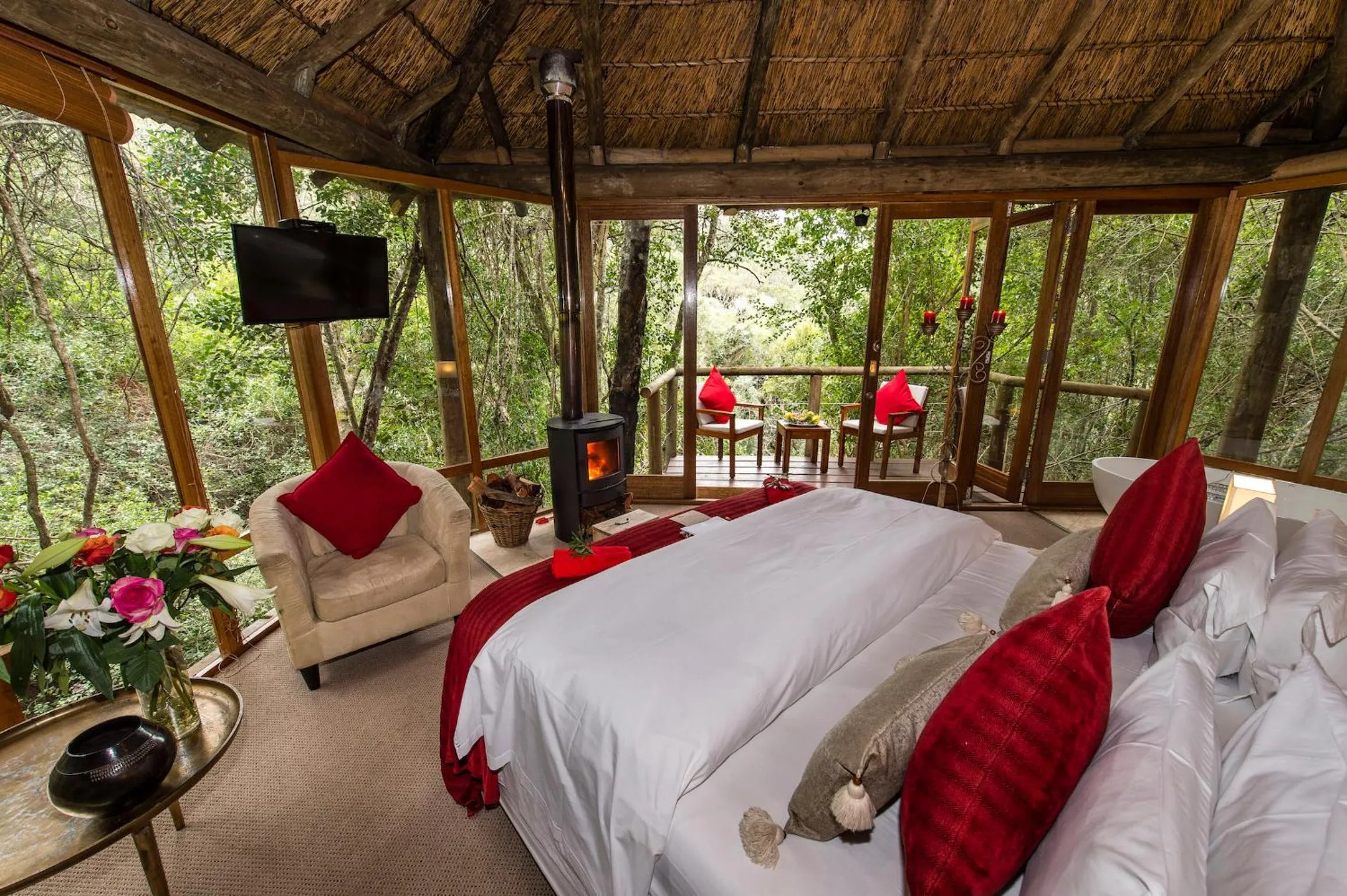 Bed in Trogon House and Forest Spa