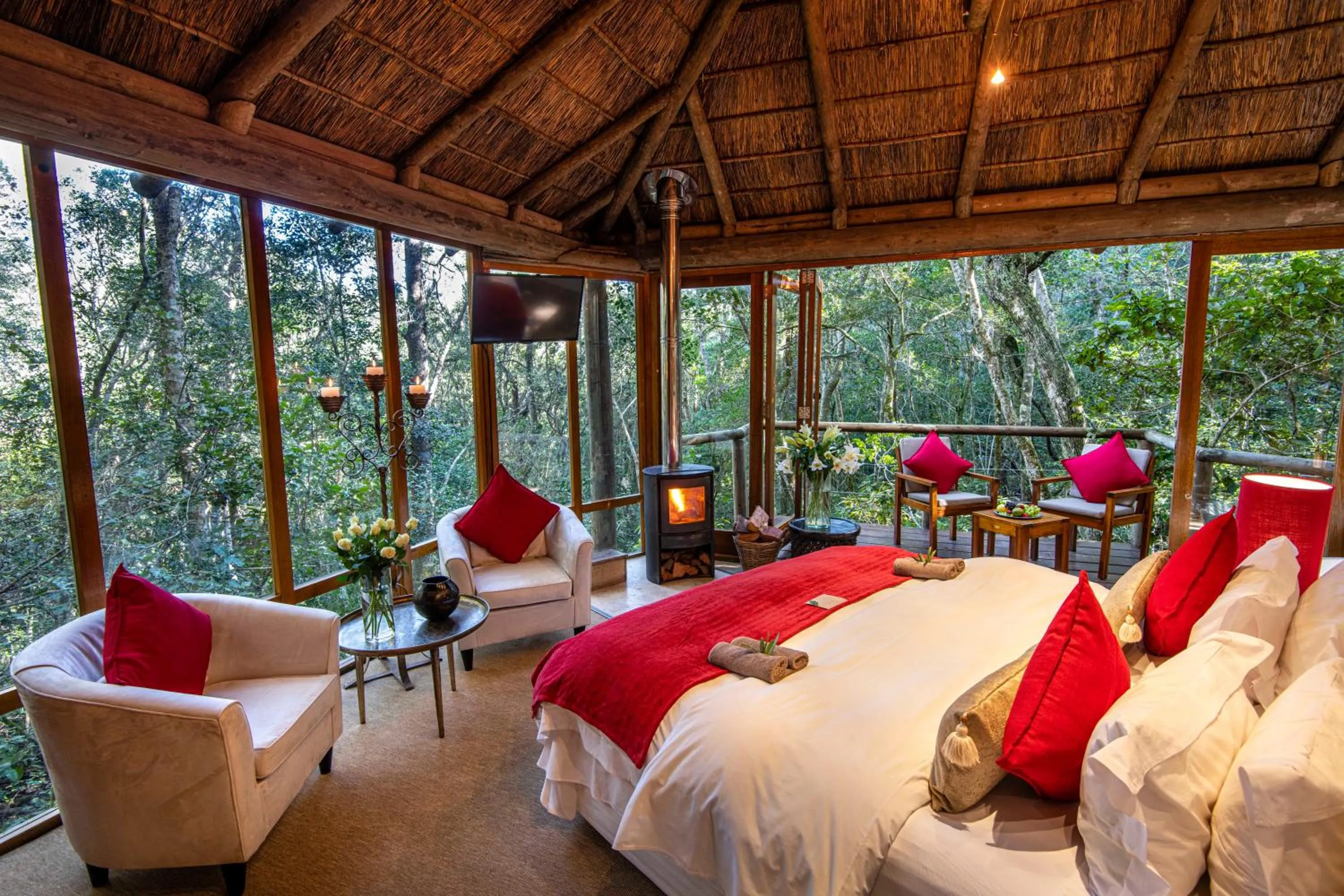 Bed in Trogon House and Forest Spa