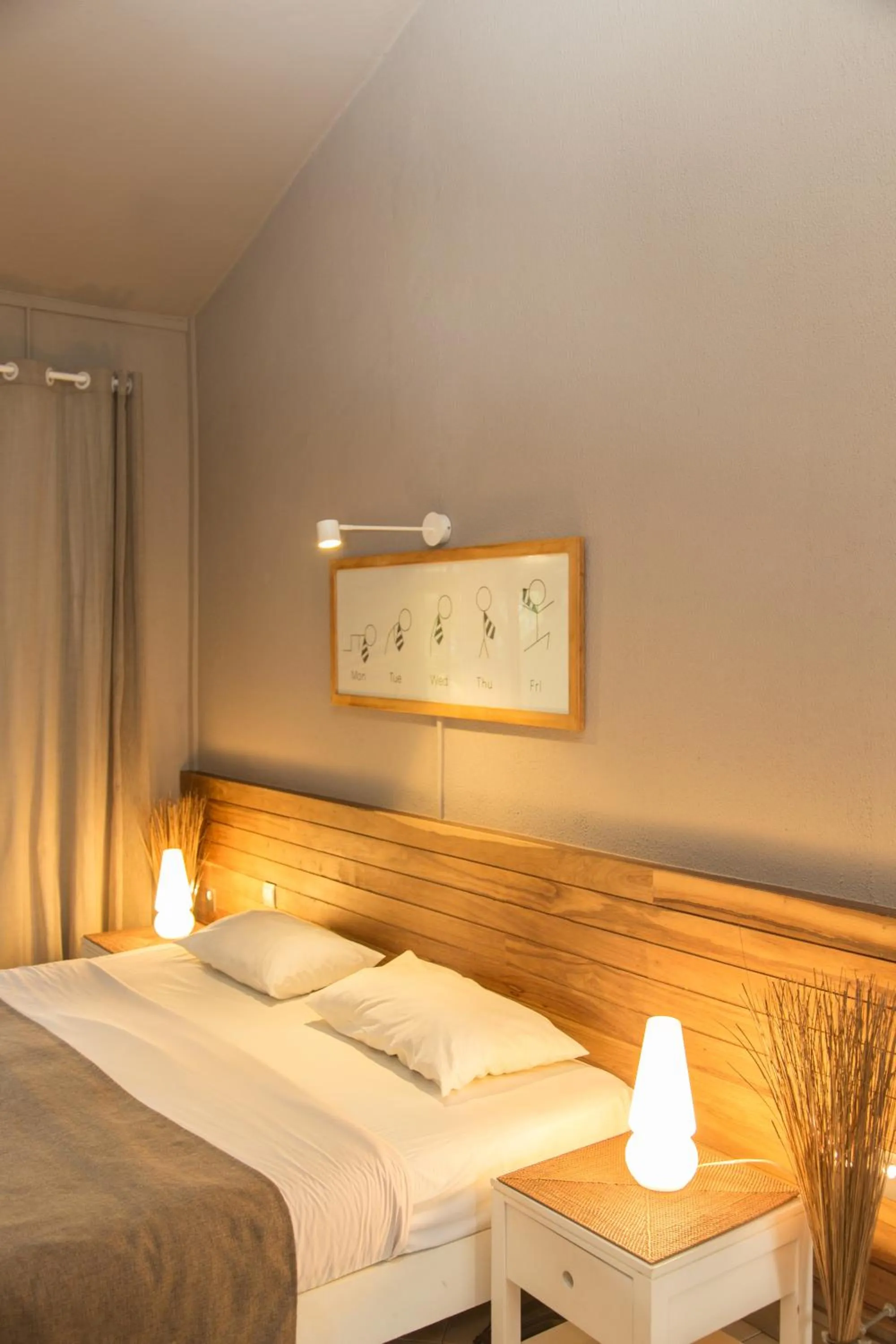 Bed in Friday Attitude