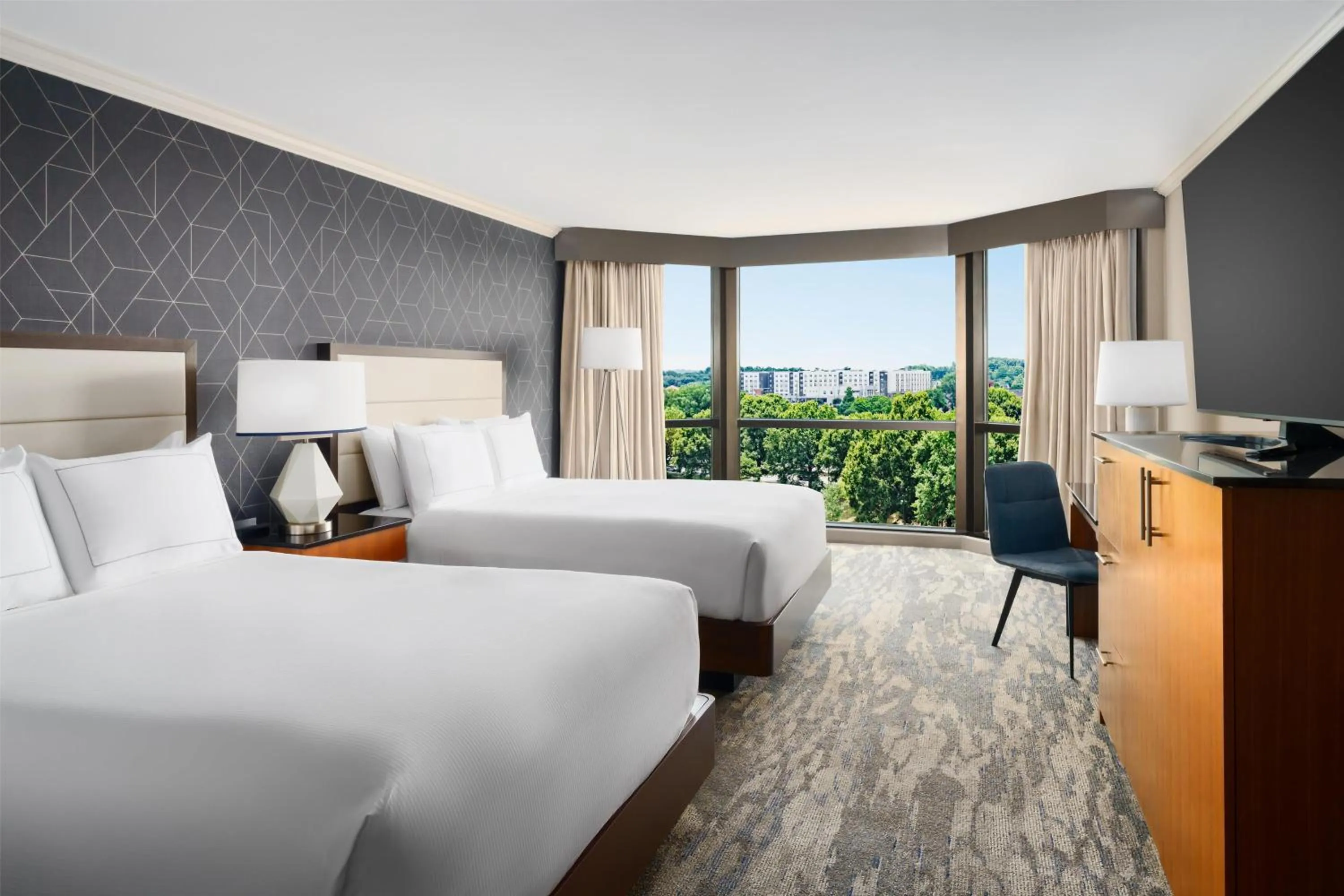 Bed in Hilton Charlotte University Place