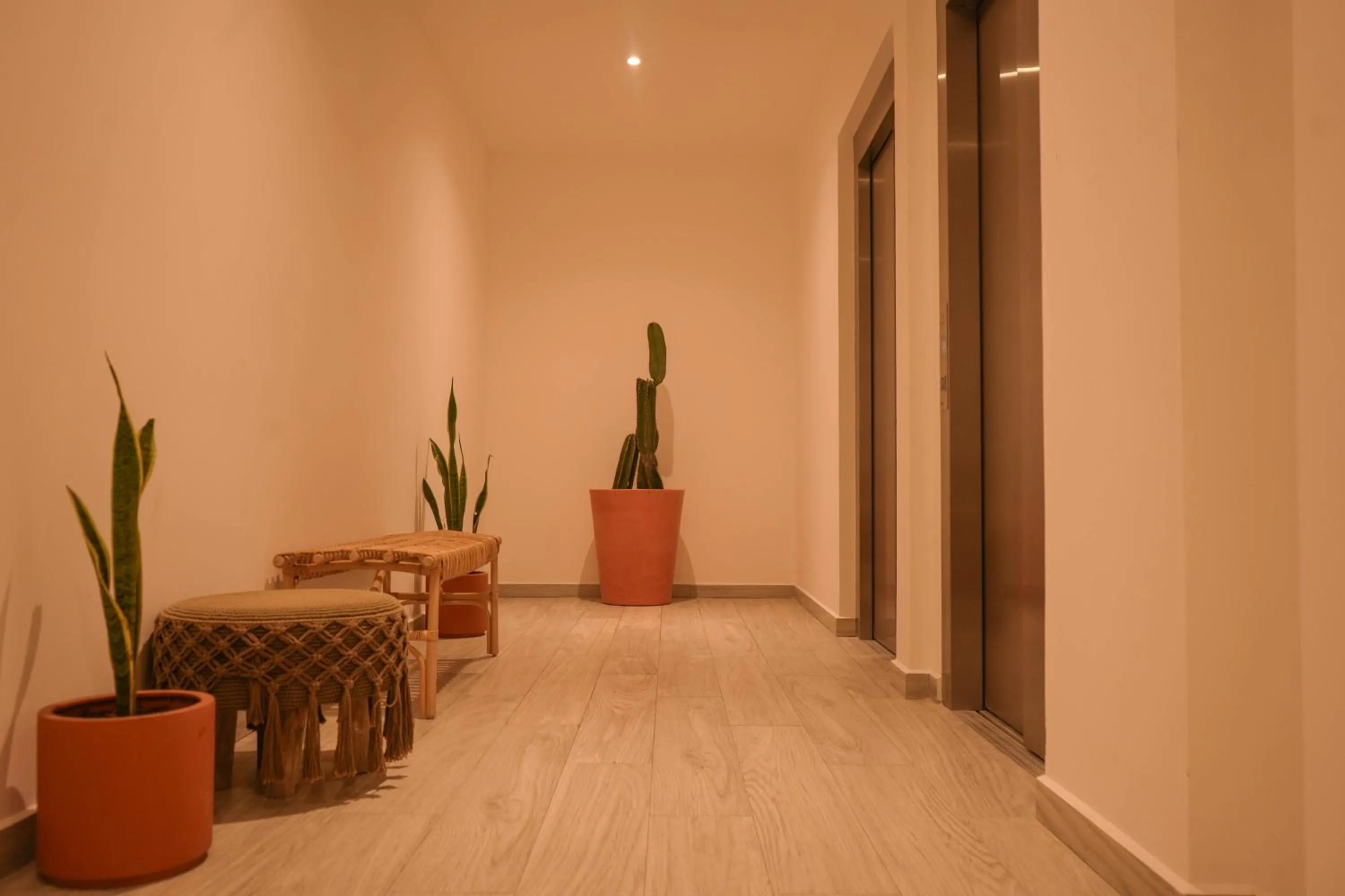 elevator in Macondo Quinta Avenida Residences