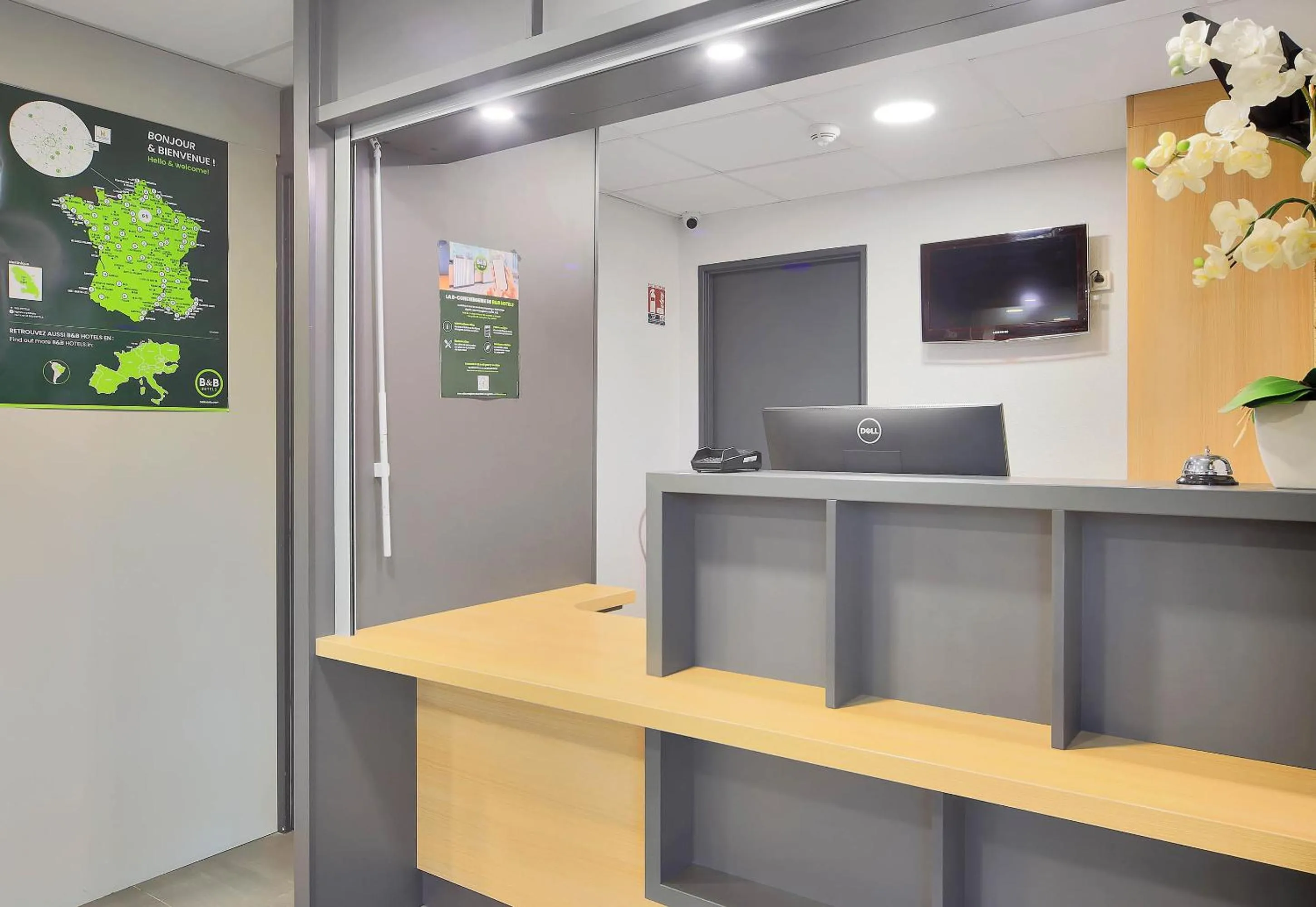 Lobby or reception in B&B HOTEL Le Tréport Friville