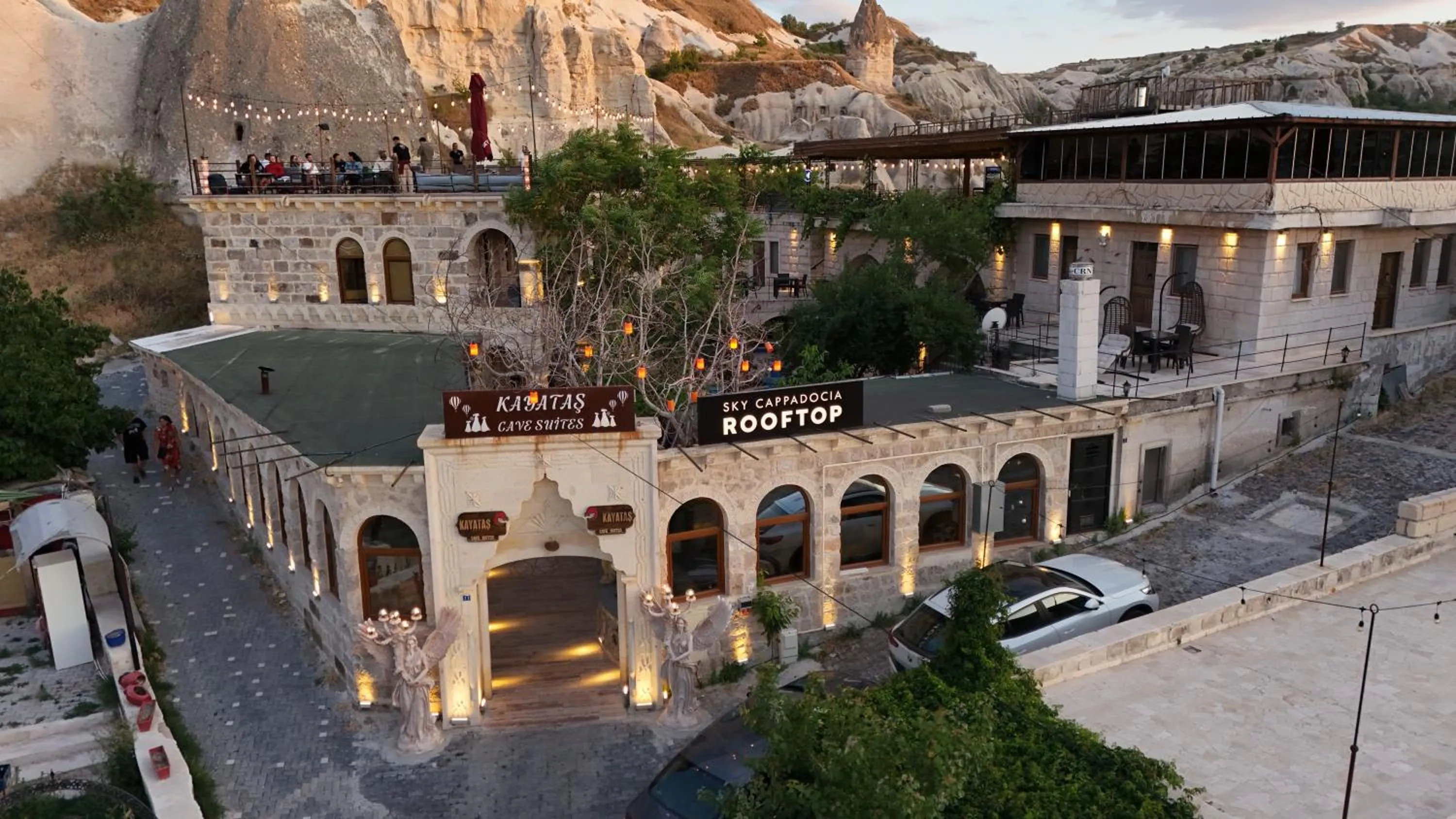 Property building in Kayatas Cave Suites