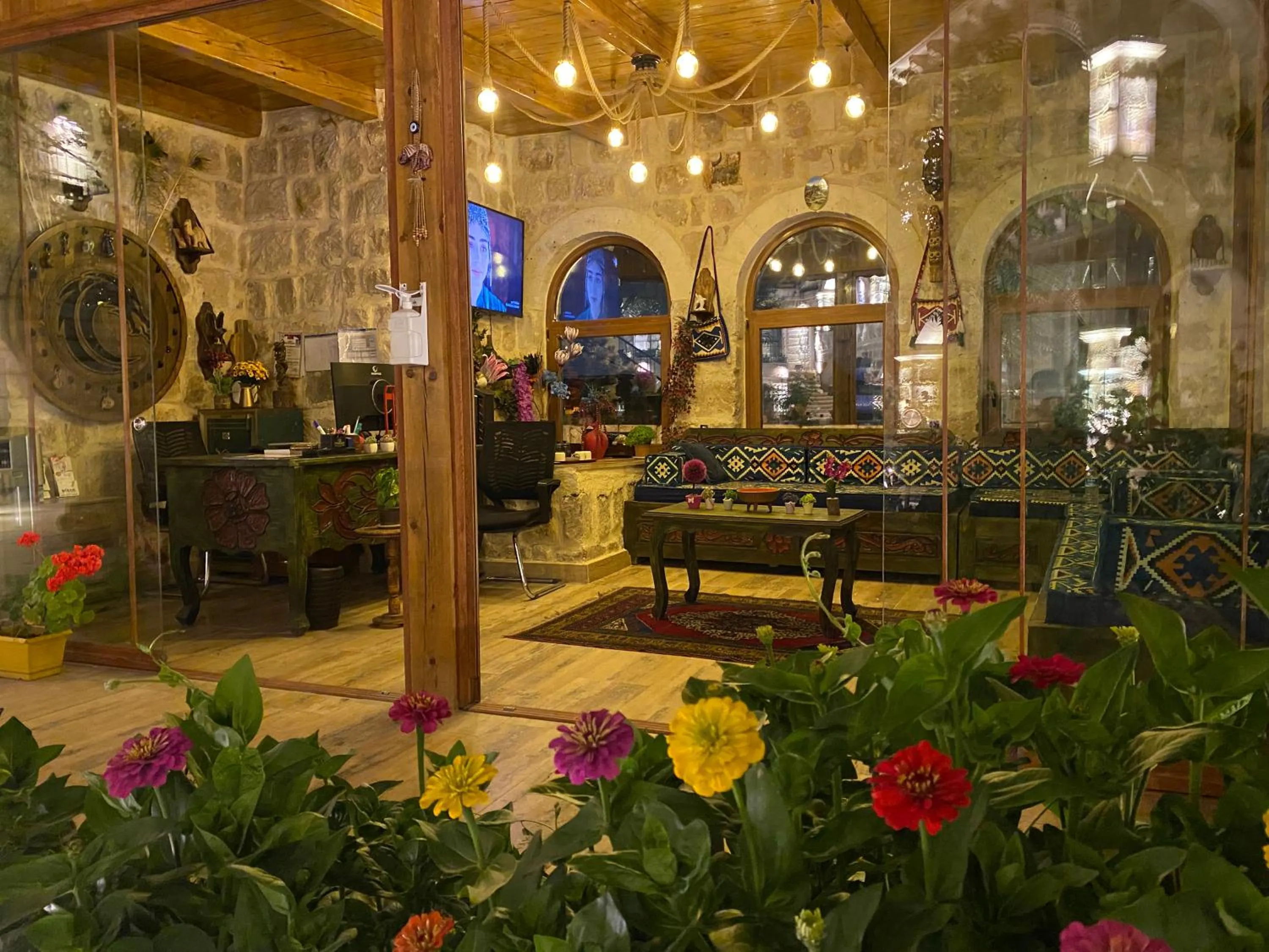 Property building in Kayatas Cave Suites