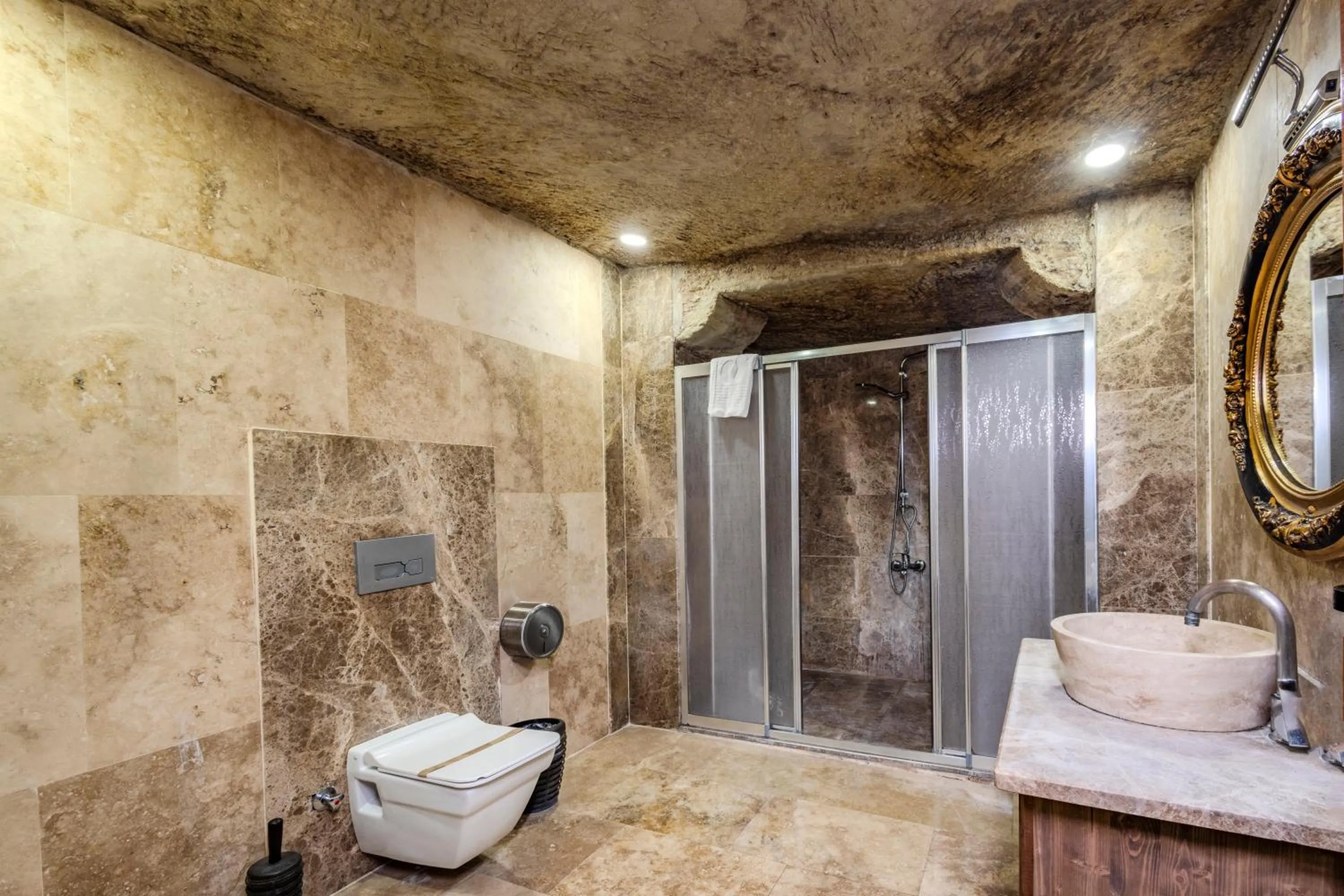 Shower in Kayatas Cave Suites