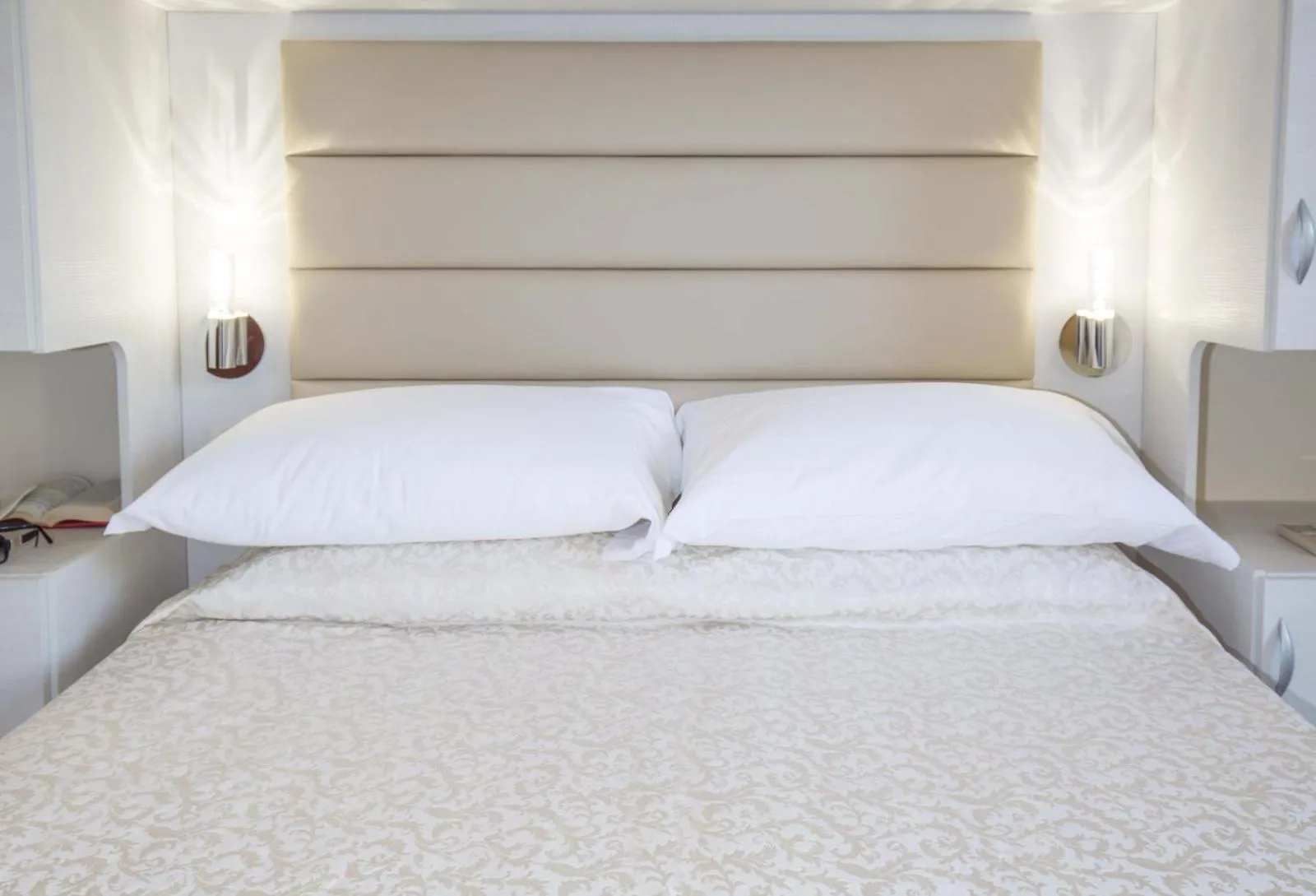 Bed in Hotel Villa Sole Resort