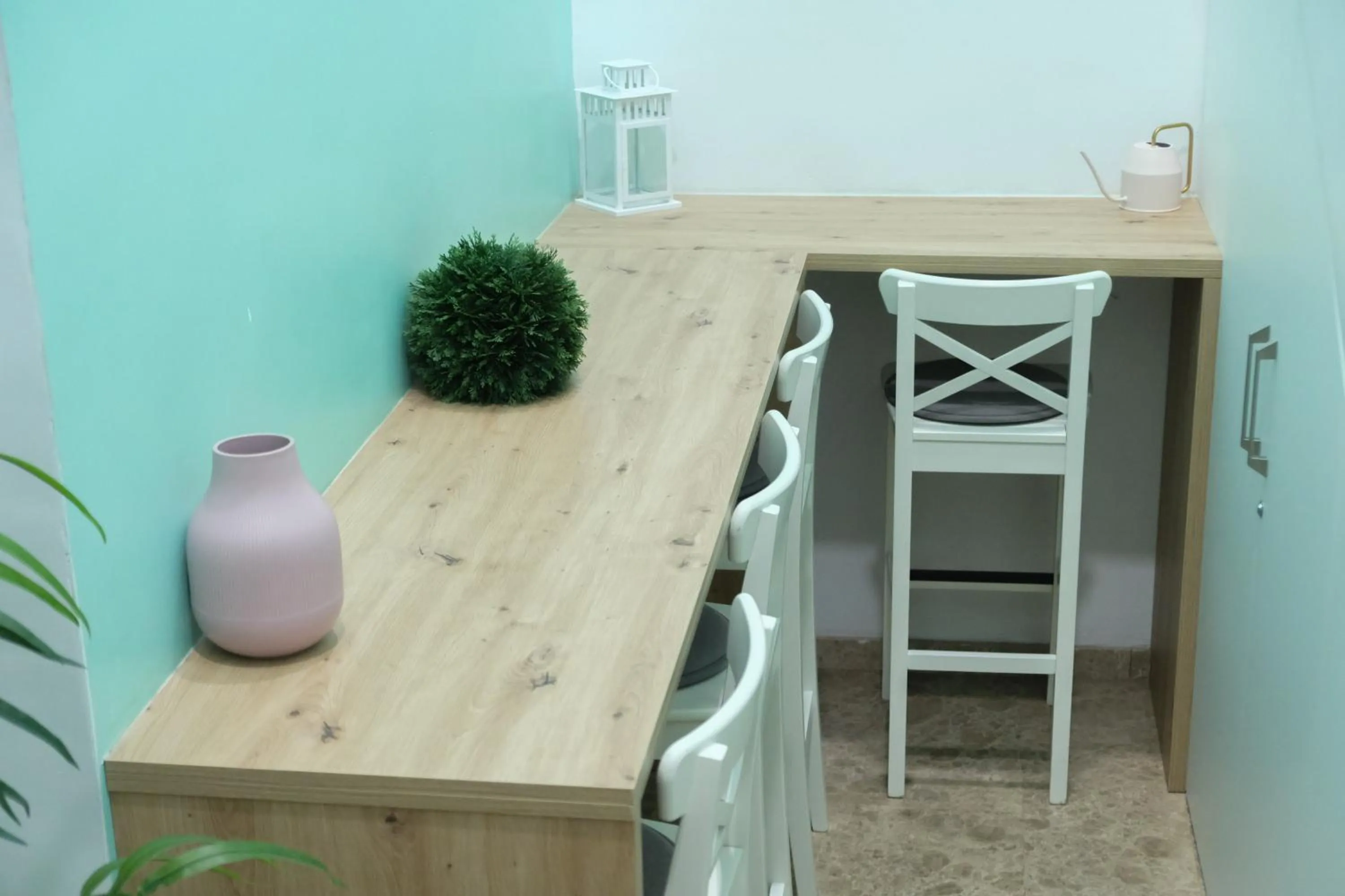 Dining area in Urban Rooms Alicante