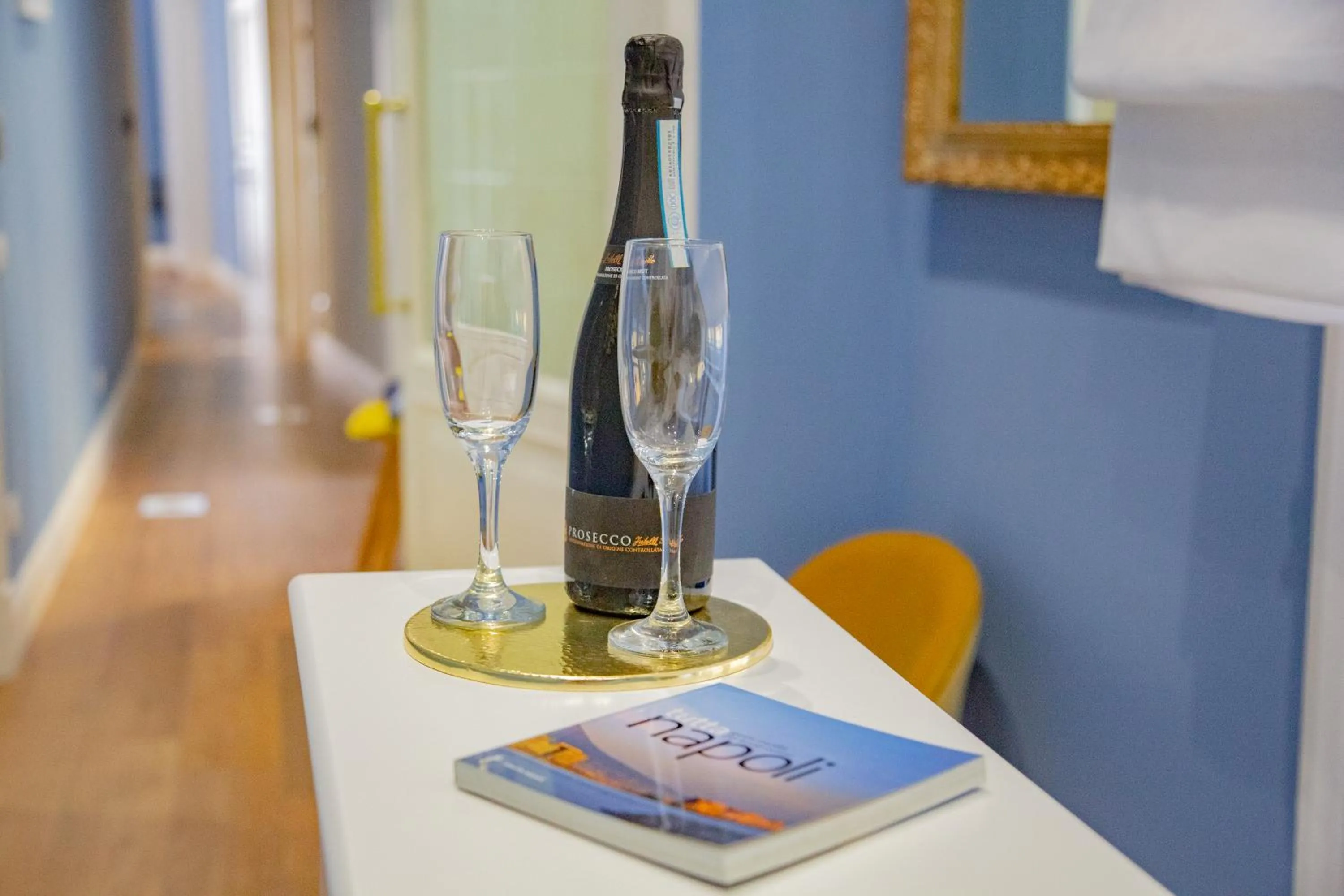 Food and drinks in Suite CuoreNapoletano