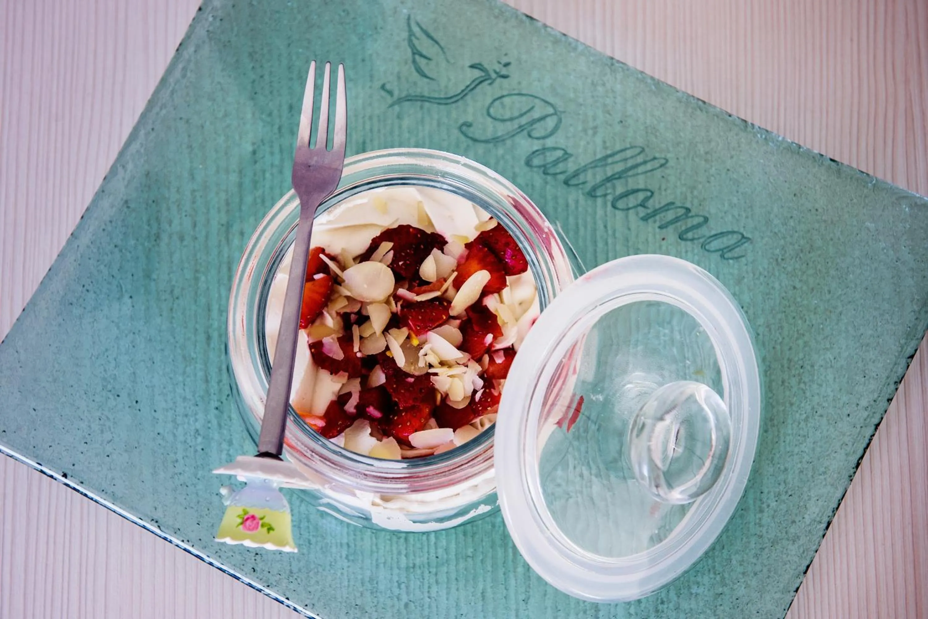 Restaurant/places to eat in Villa Palloma