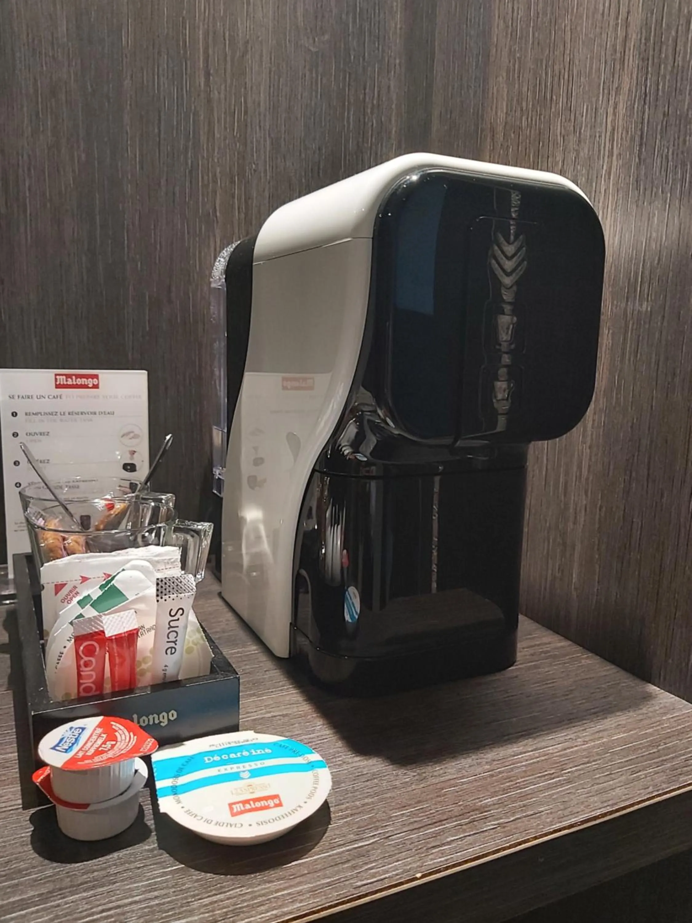 Coffee/tea facilities in Best Western Plus Evreux Palais Des Congrès