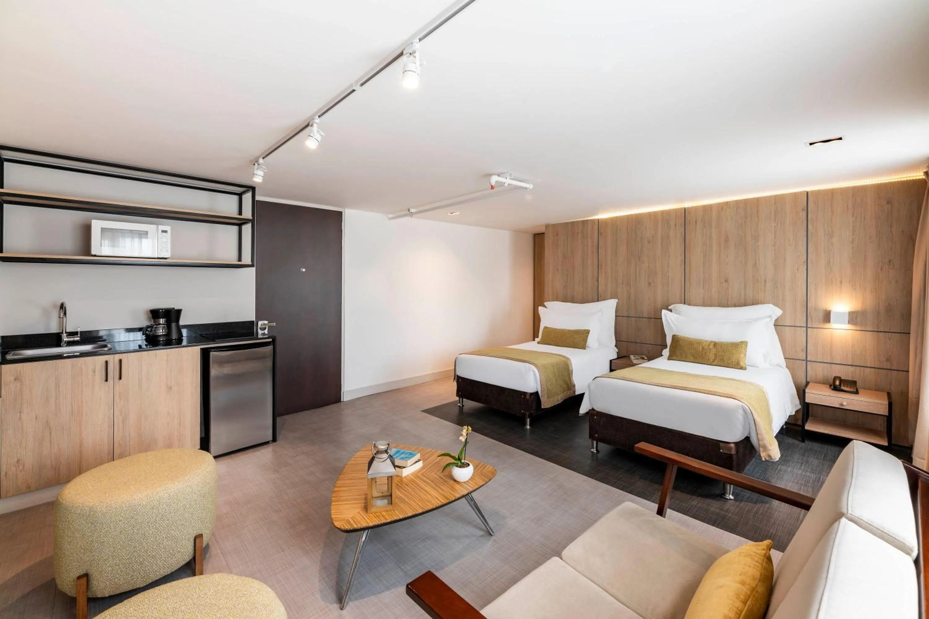 View (from property/room), Bed in Suites by Vilar América