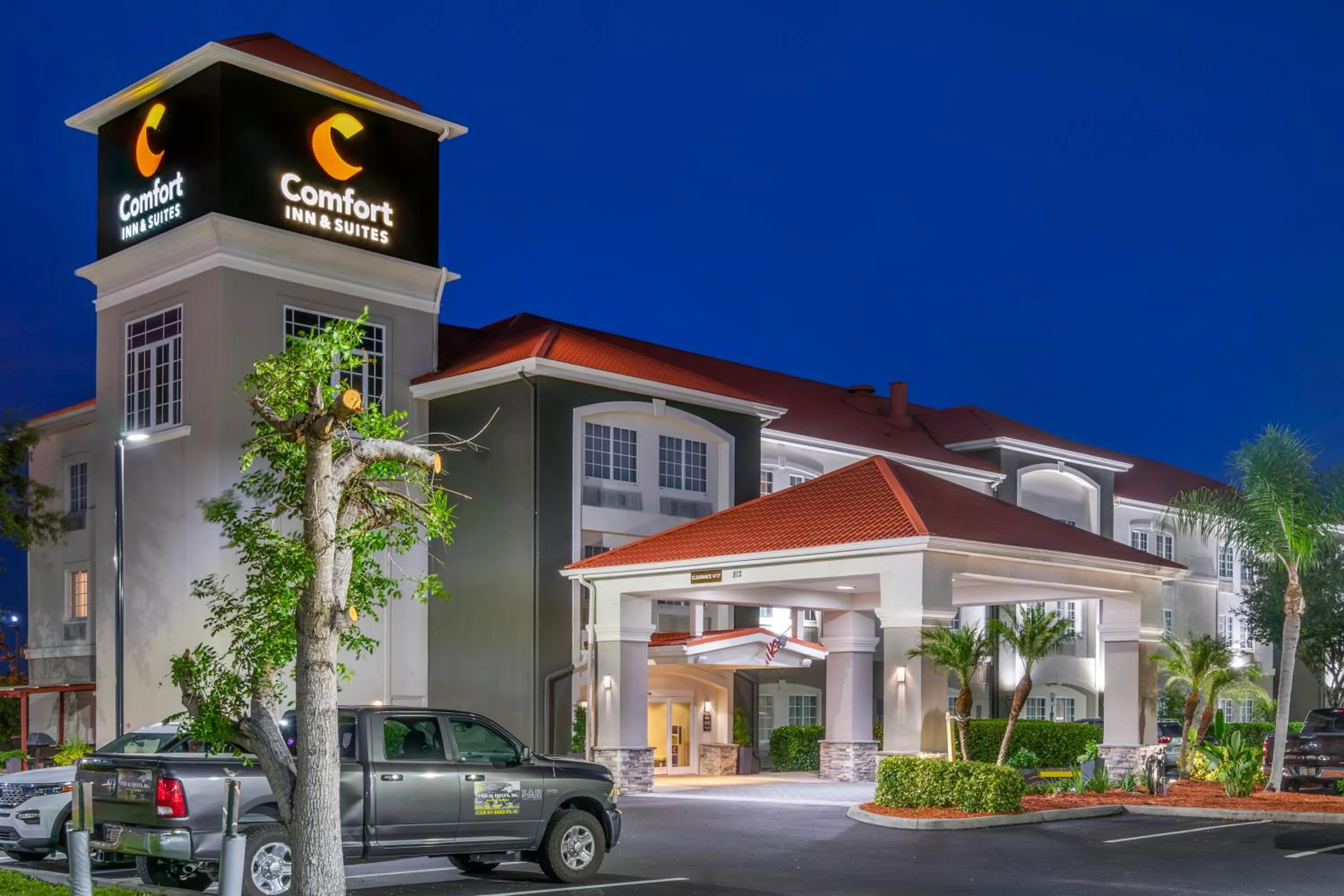 Property building in Comfort Inn & Suites Port Charlotte-Punta Gorda