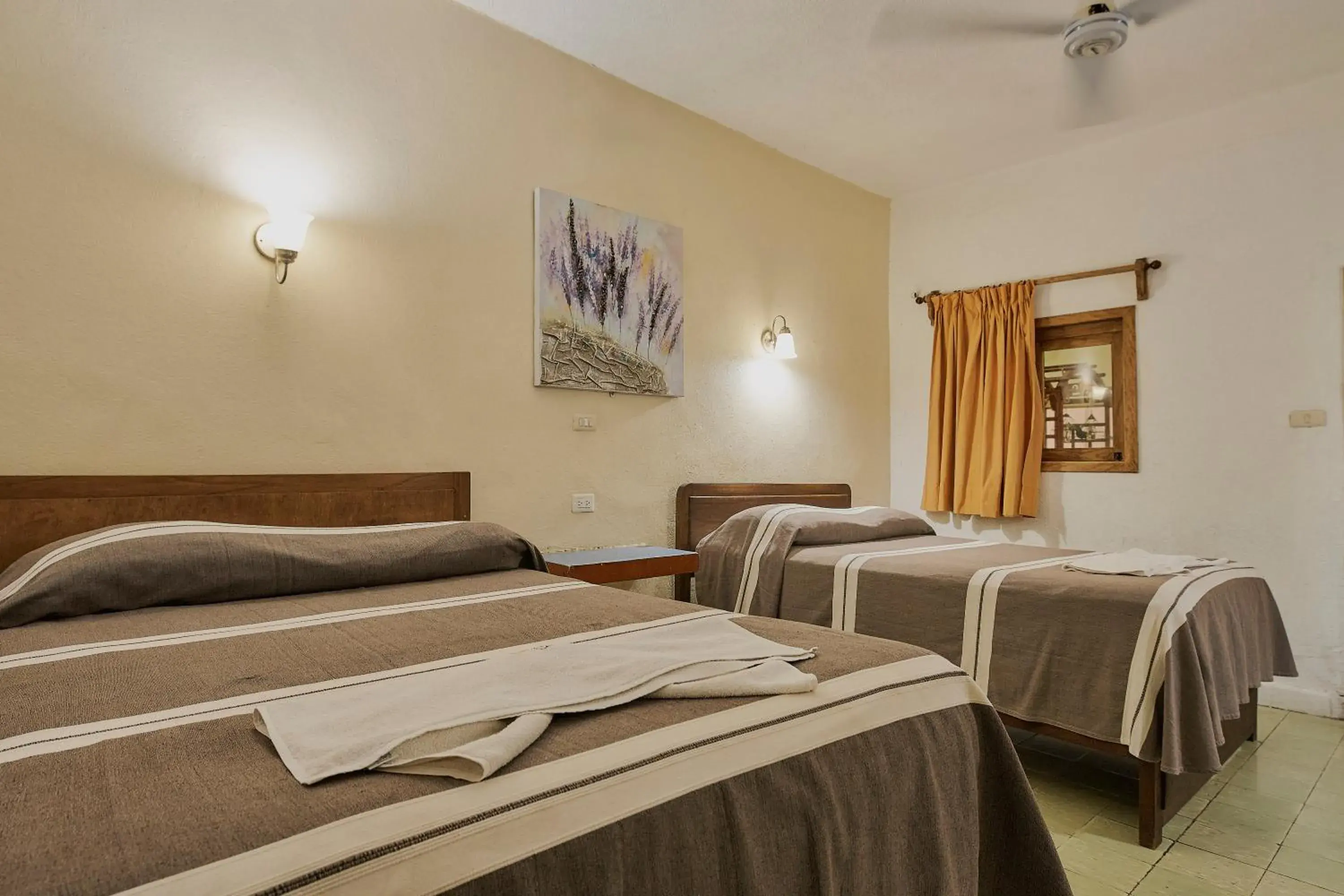 Double Room with Two Double Beds in Hotel Cervantino Double Room with Two Double Beds in Hotel Cervantino
