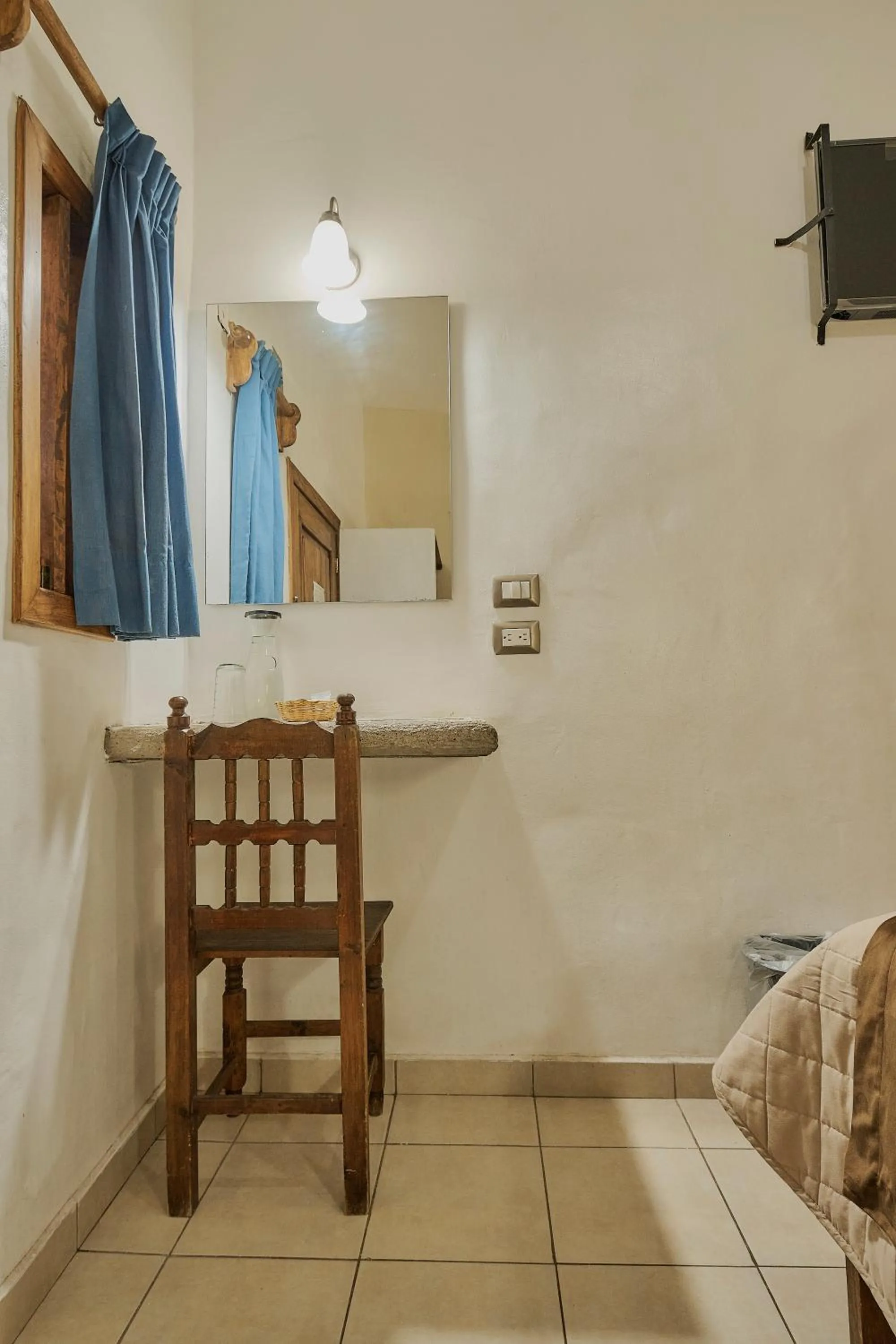 TV and multimedia, Bed in Hotel Cervantino