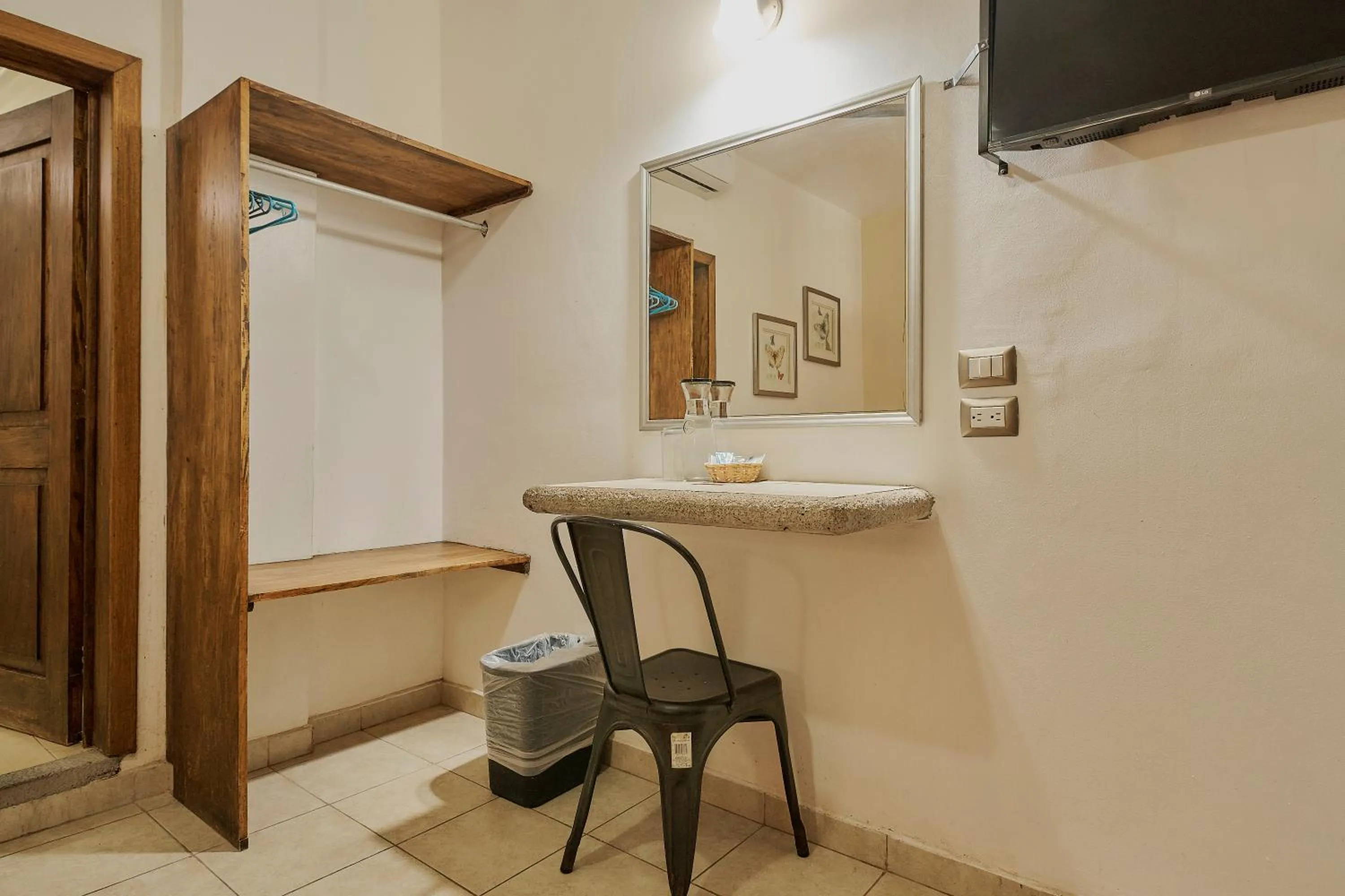 TV and multimedia in Hotel Cervantino