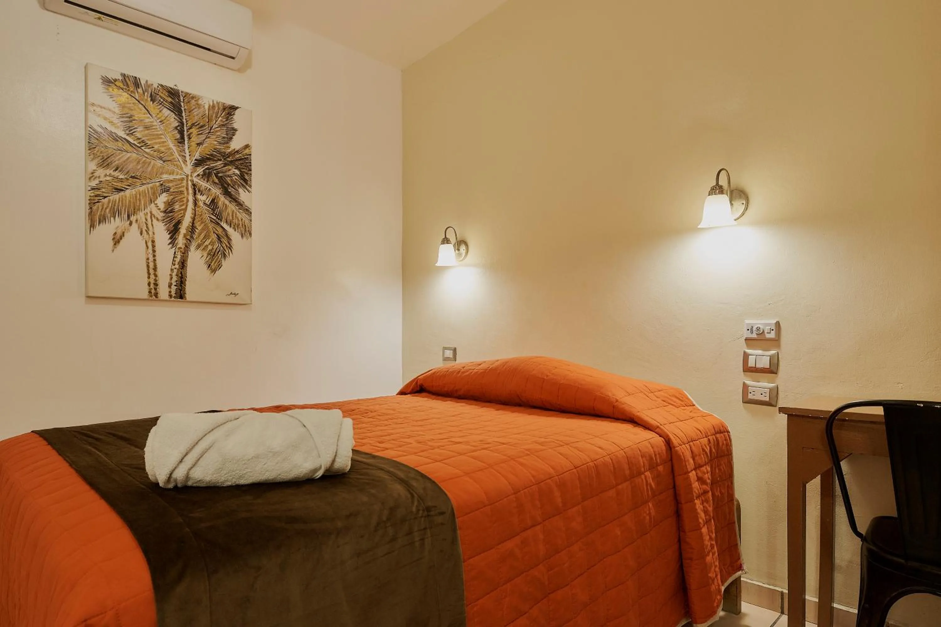 Bed in Hotel Cervantino