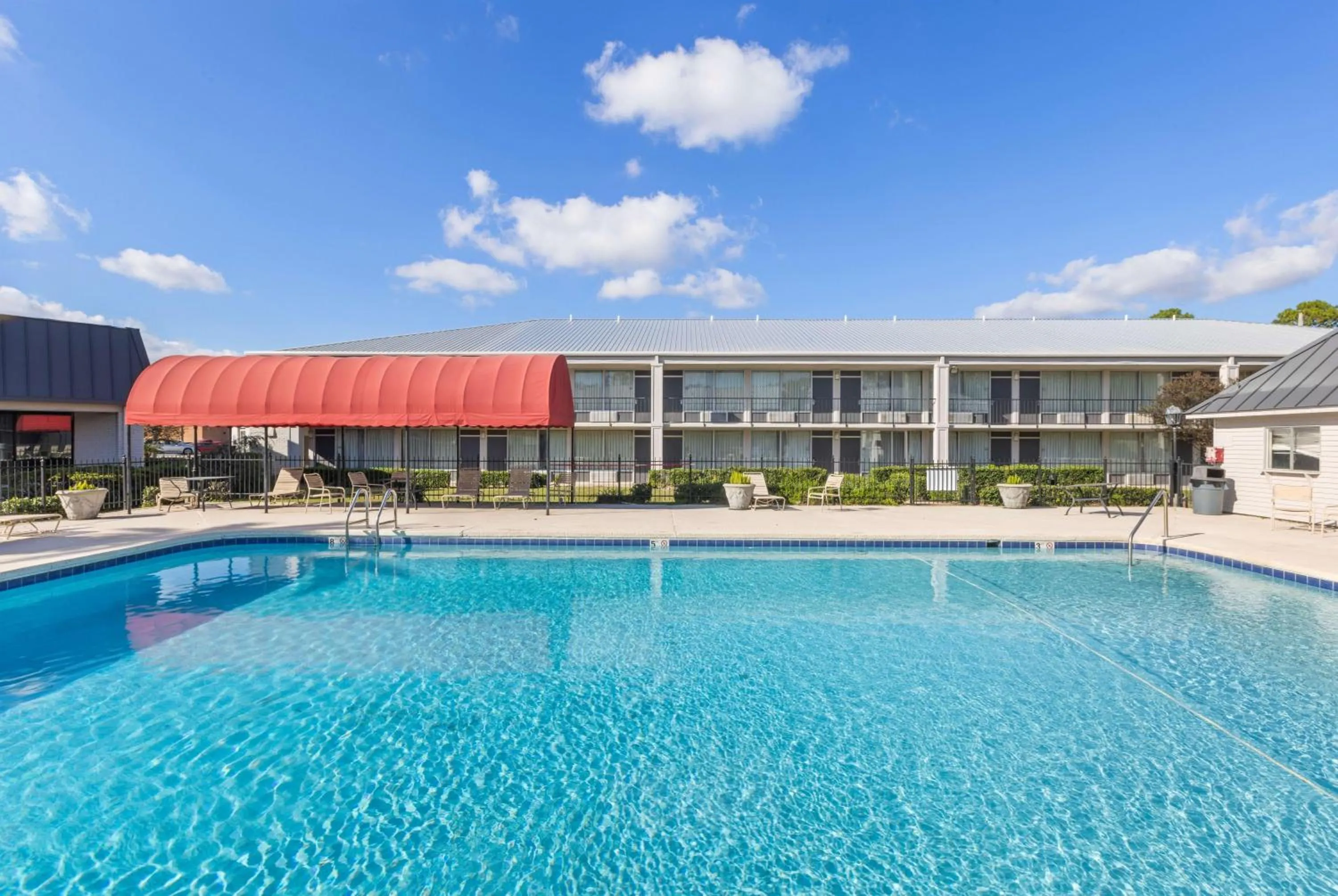 Pool view in Ramada by Wyndham Houma