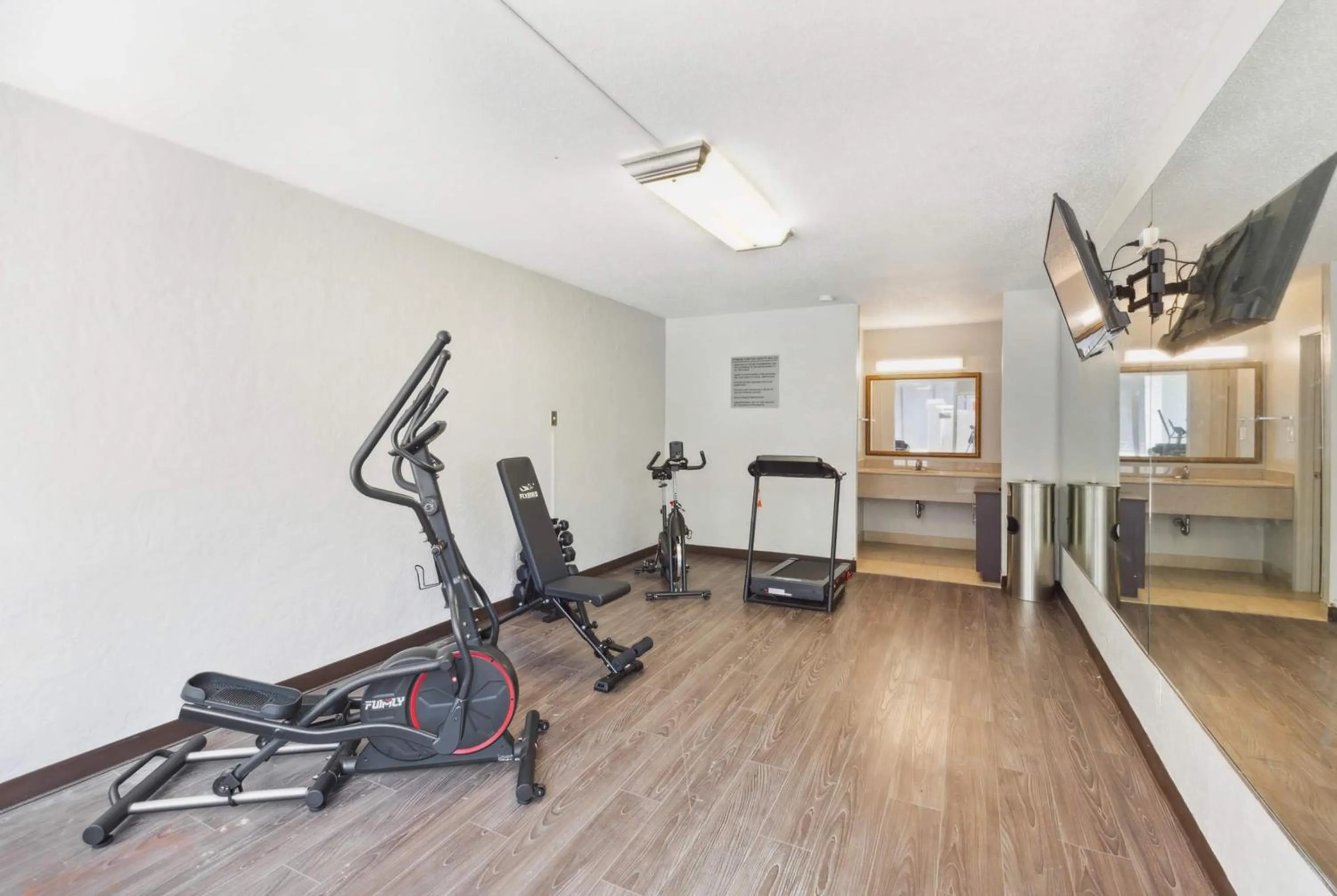Fitness centre/facilities in Ramada by Wyndham Houma
