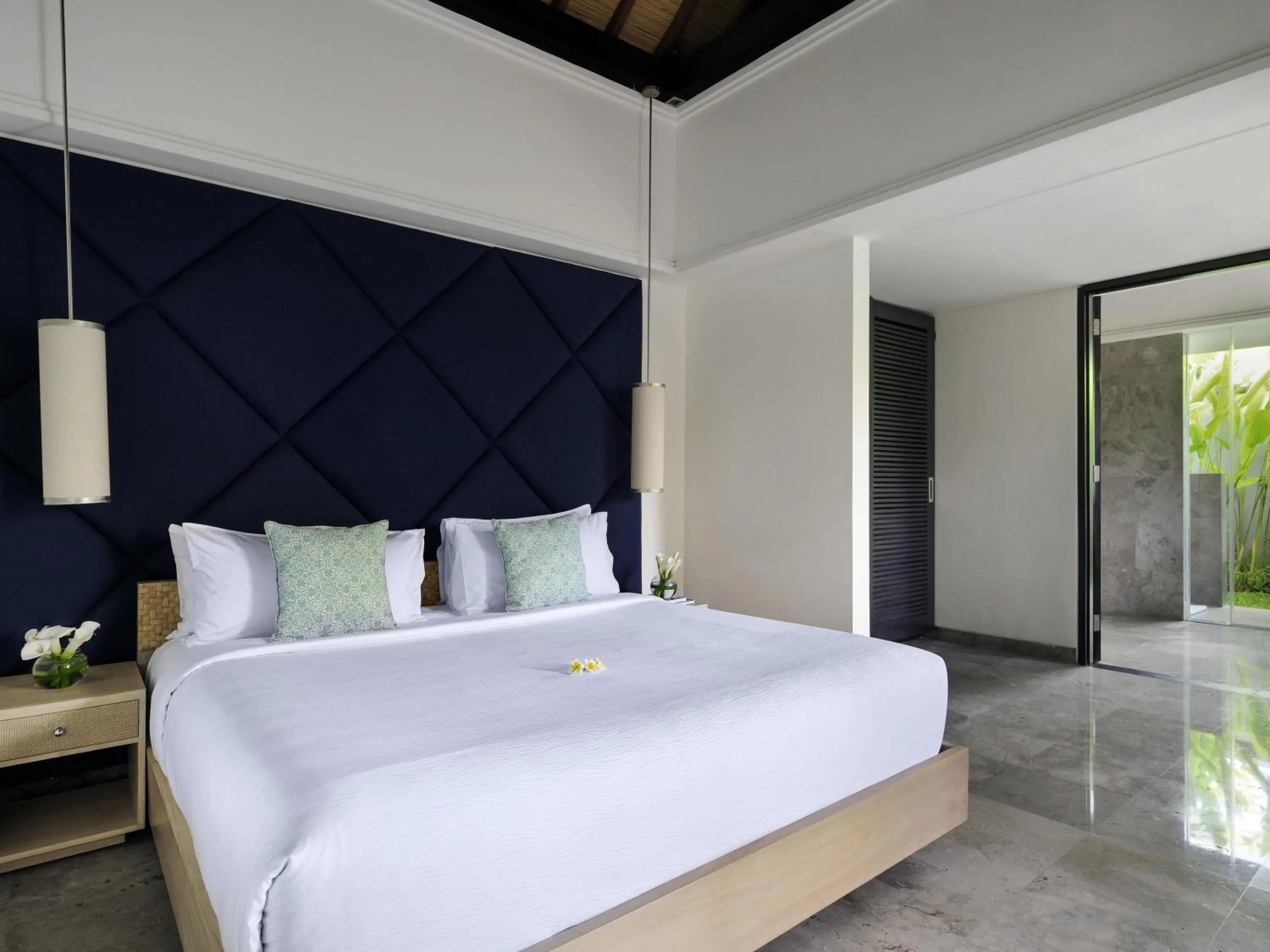 Bedroom, Bed in Peppers Seminyak