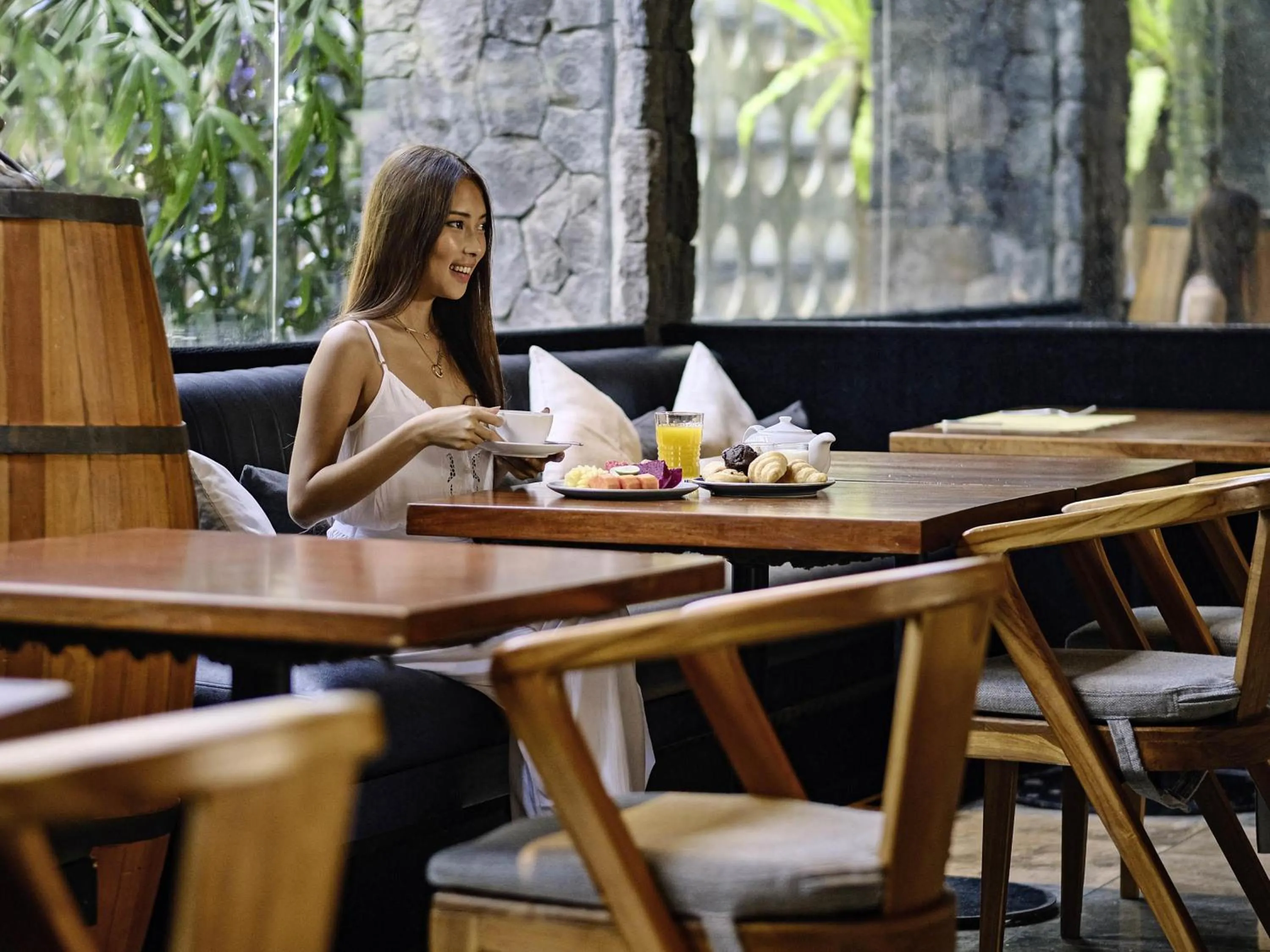 Restaurant/places to eat in Peppers Seminyak