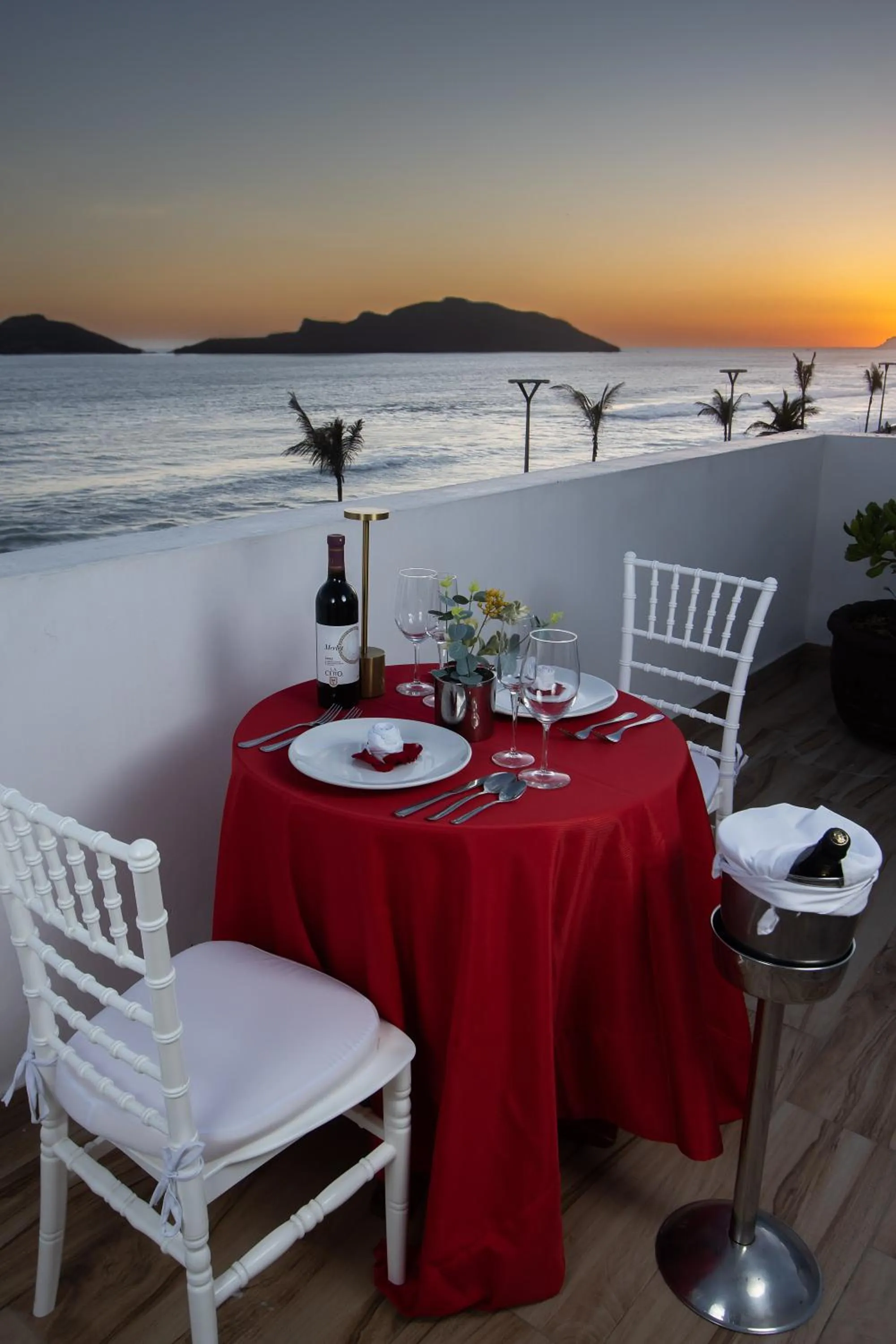 Coral Island Beach View Hotel