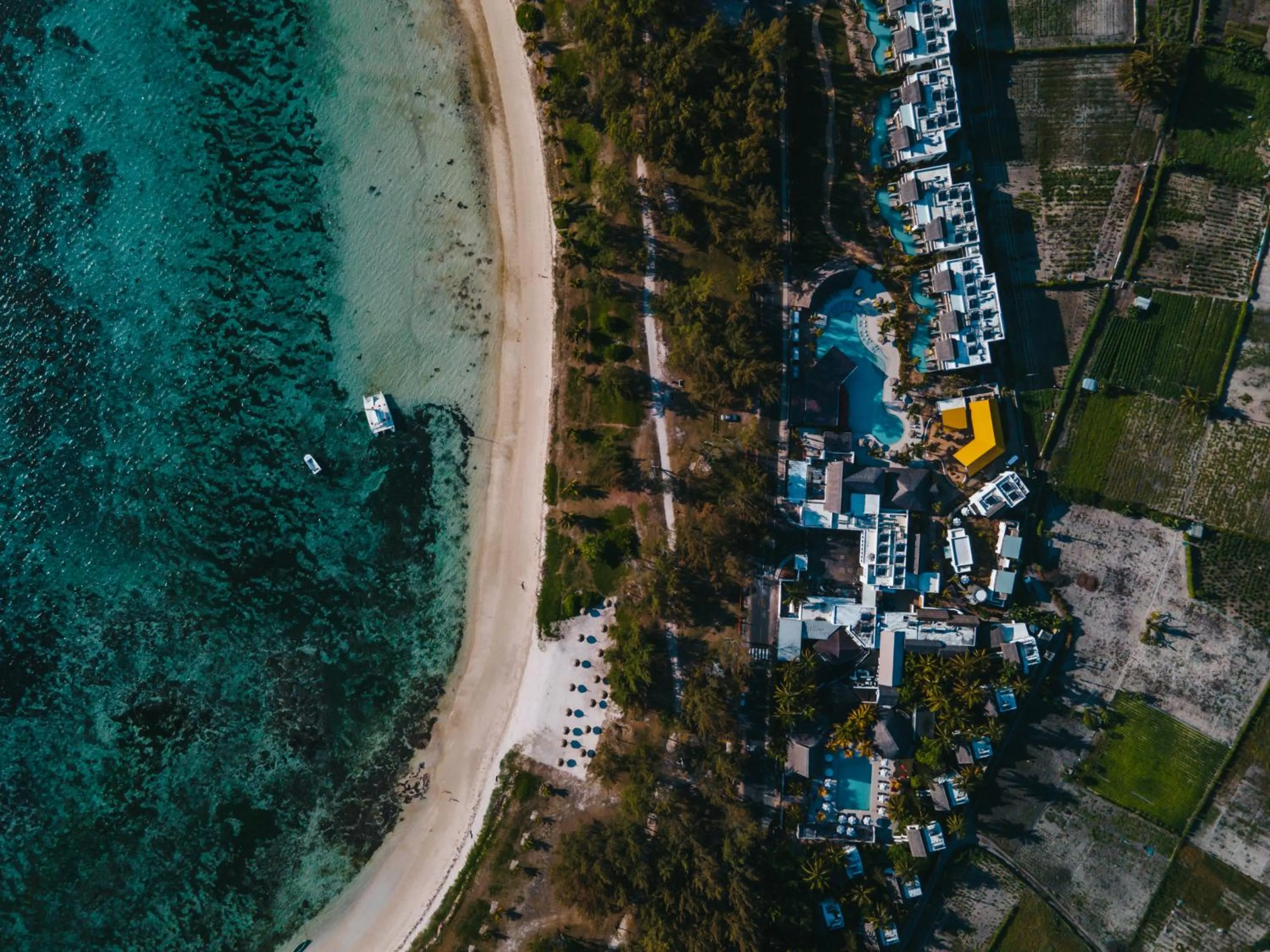 Beach in Sunrise Attitude (Adults Only)