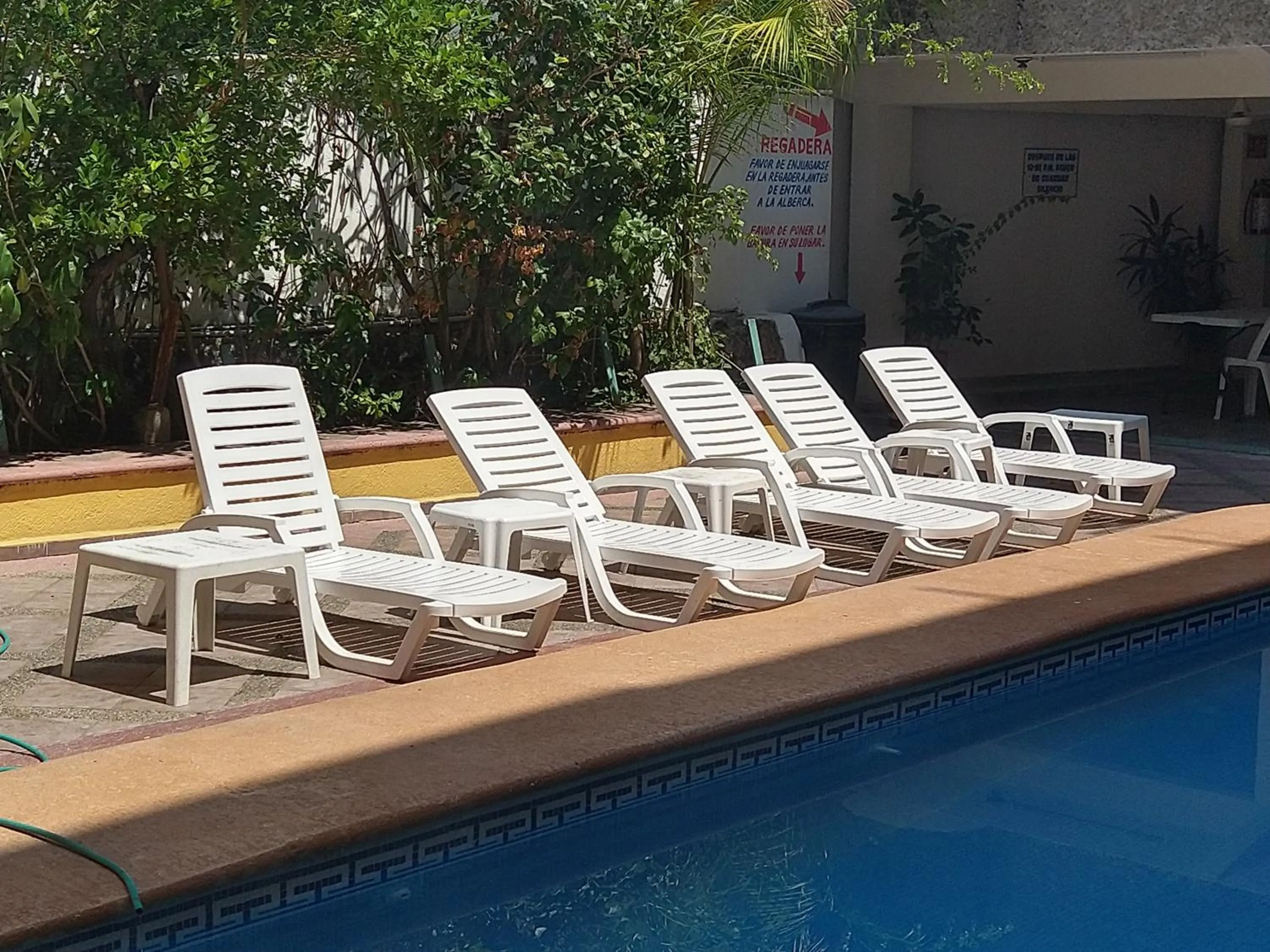 Swimming pool in Hotel Olimar