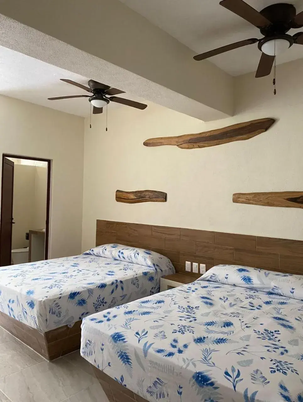 Standard Queen Room with Two Queen Beds in Bungalows Las Hamacas Standard Queen Room with Two Queen Beds in Bungalows Las Hamacas