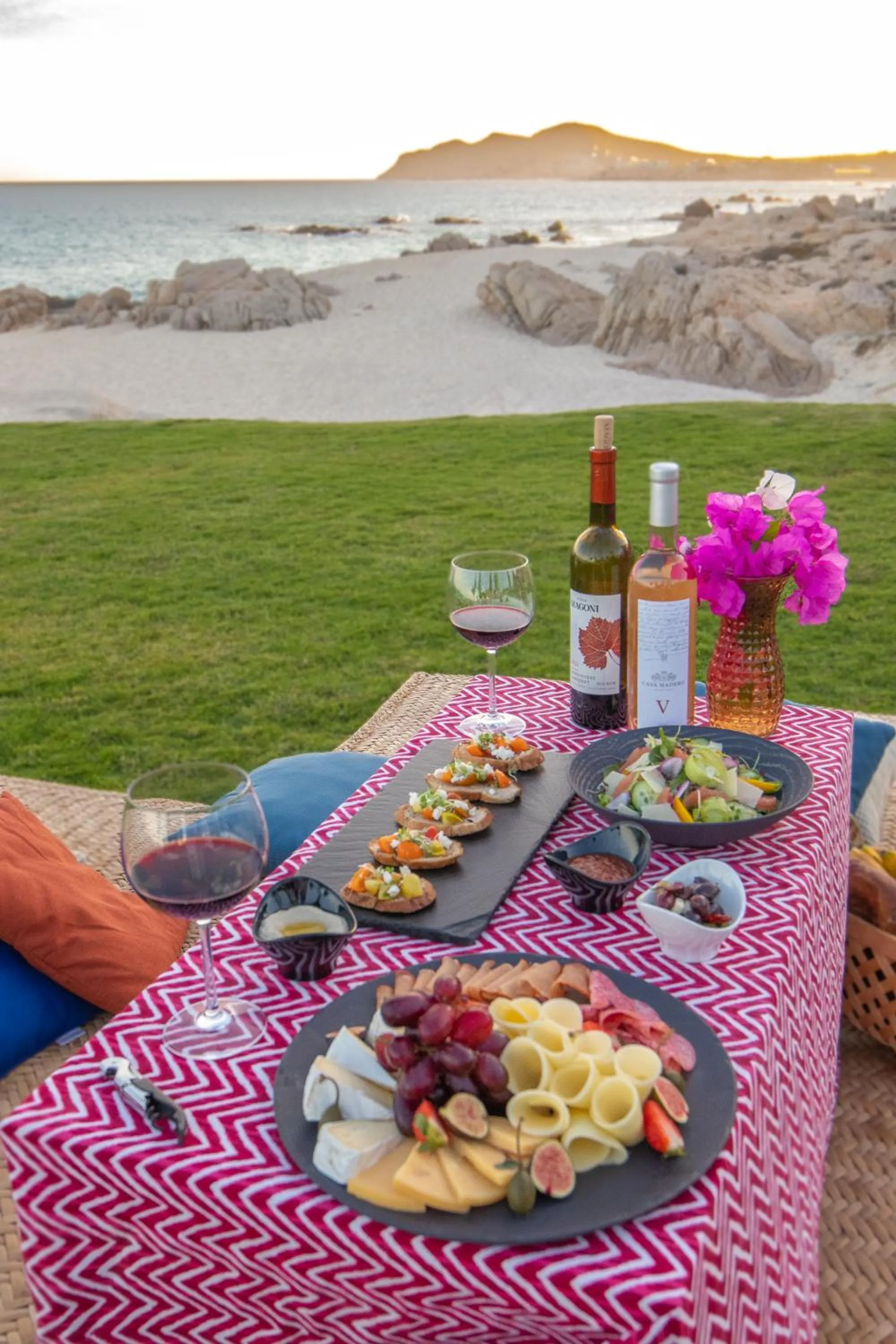 Food in Mar del Cabo By Velas Resorts Adults Only