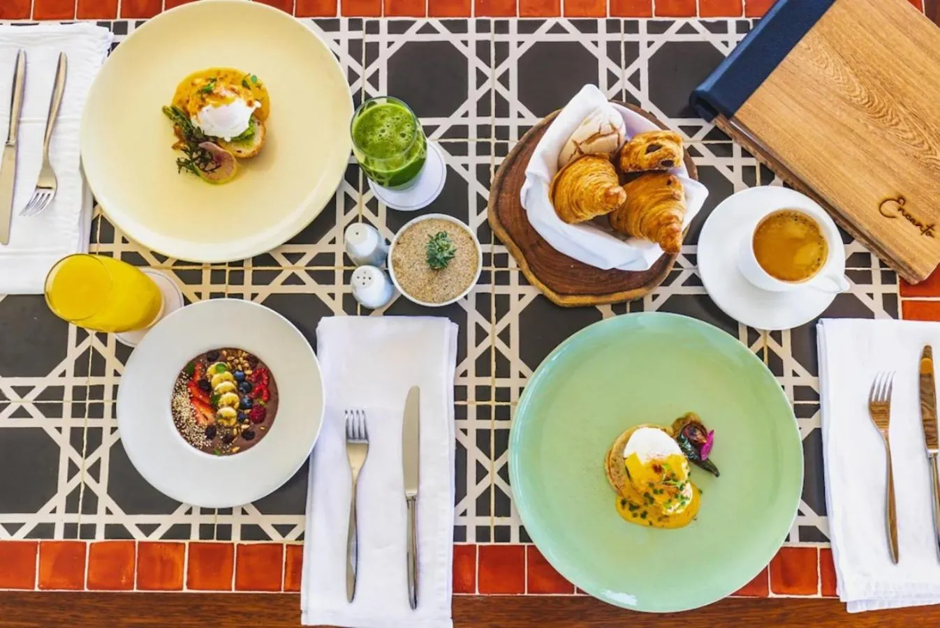 Food and drinks in Mar del Cabo By Velas Resorts Adults Only