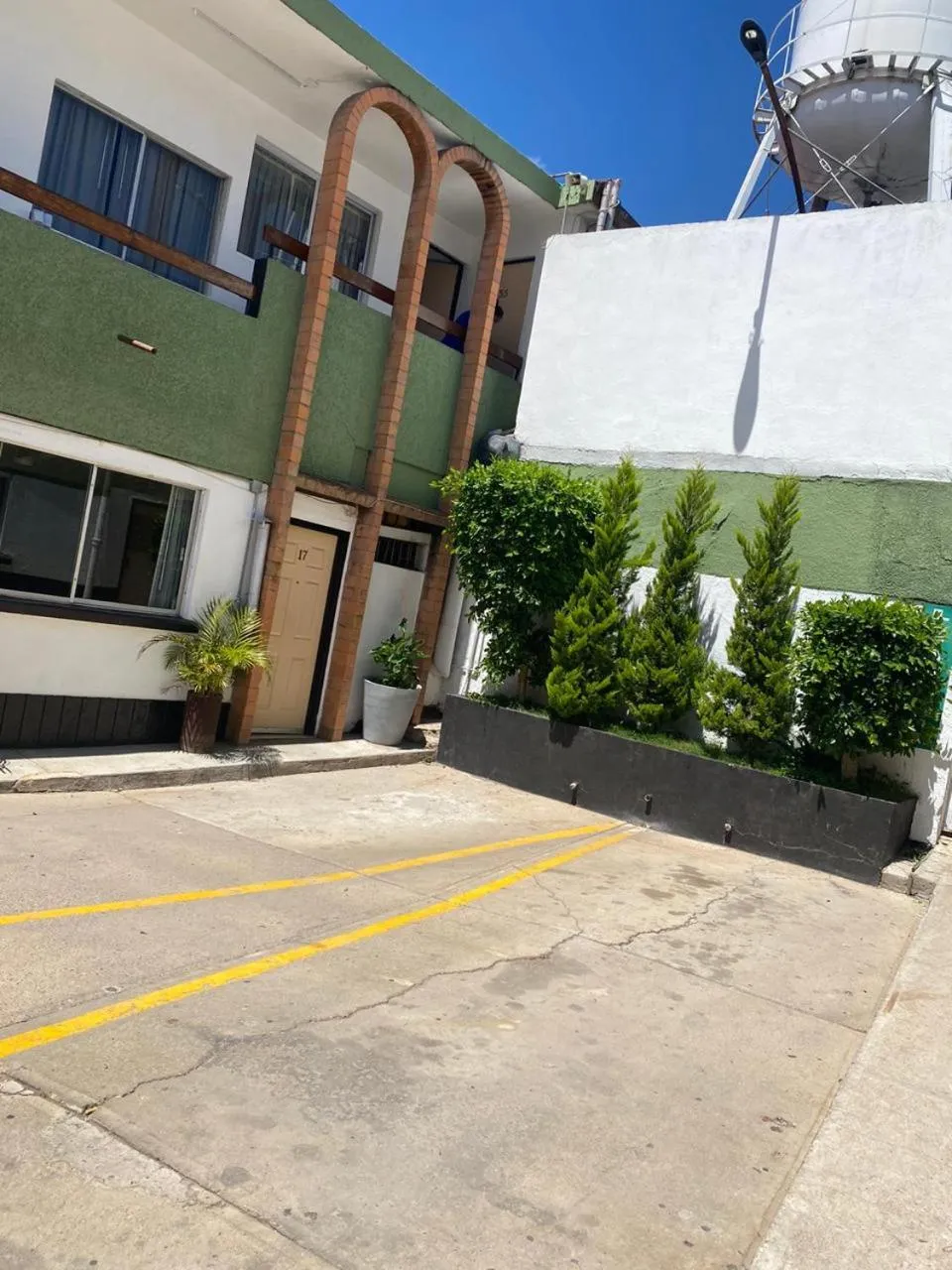 Hotel Zacatecas Courts