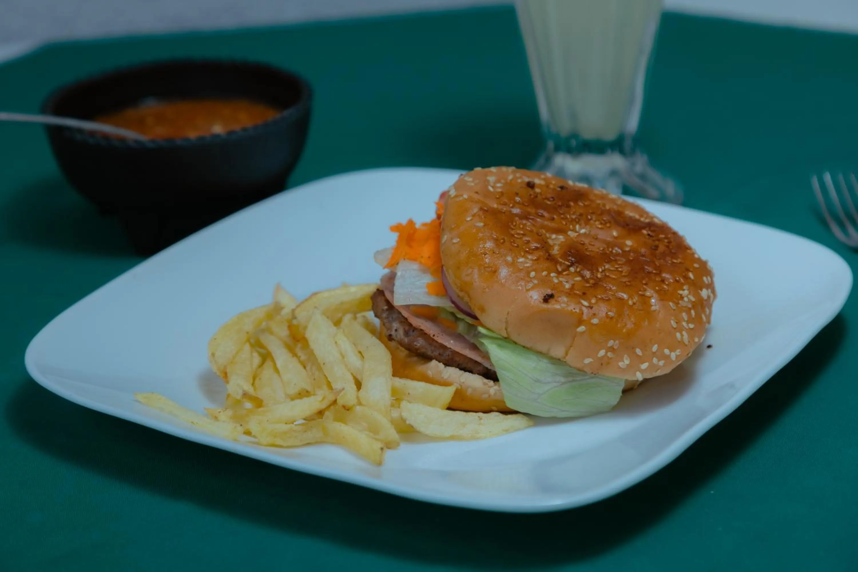 Restaurant/places to eat in Hotel Zacatecas Courts