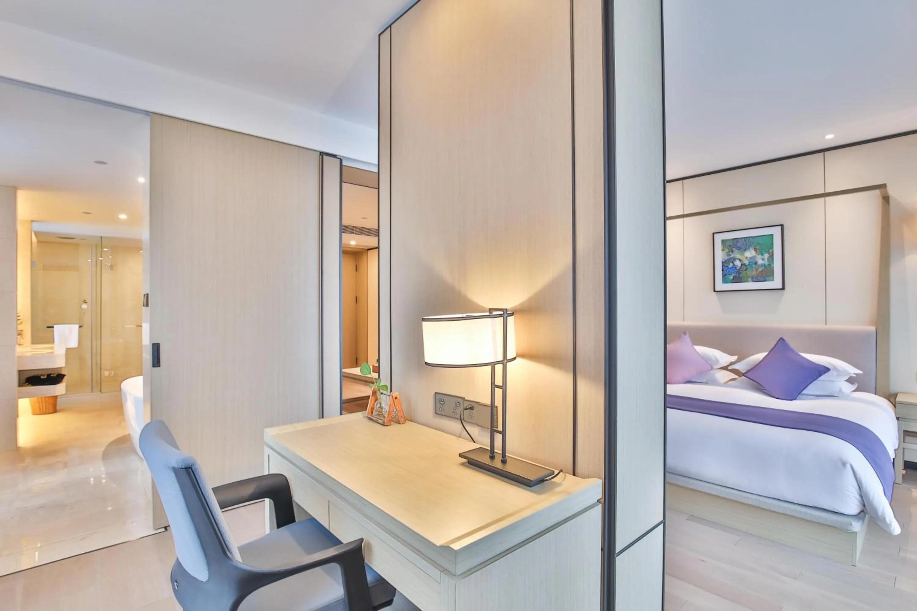 Seating area, Bed in SSAW Boutique Hotel Wenzhou Jiushan Lake